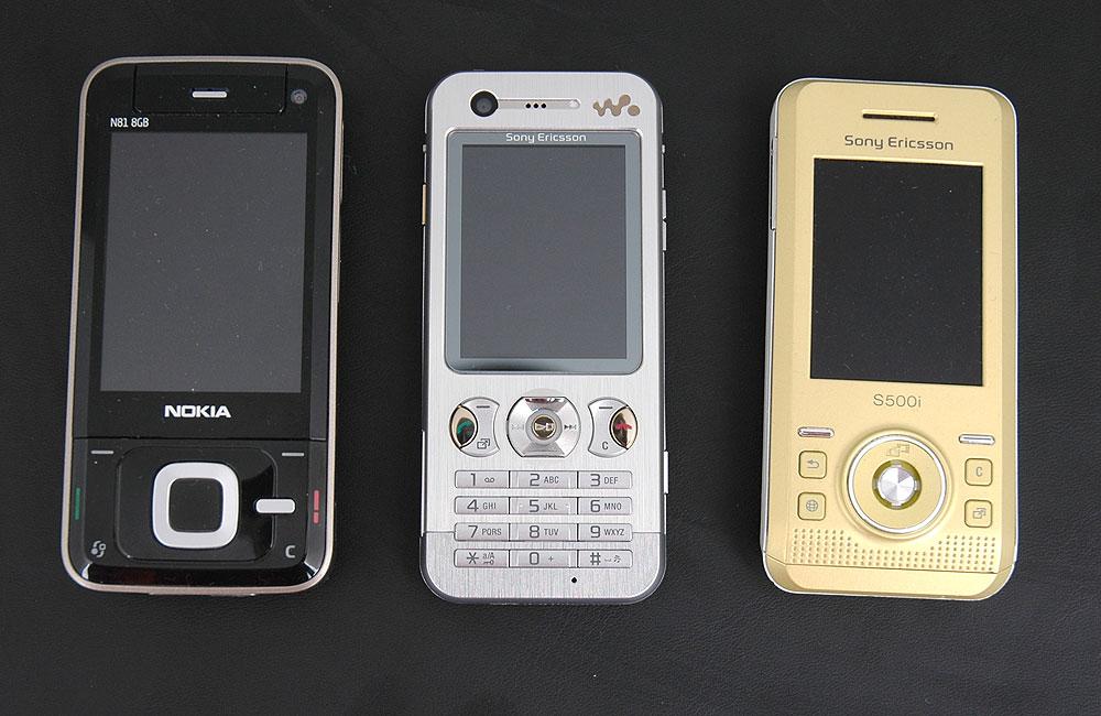Sammenlignet med Nokia N81 (t.v.) og Sony Ericsson S500i er ikke W890i store karen.