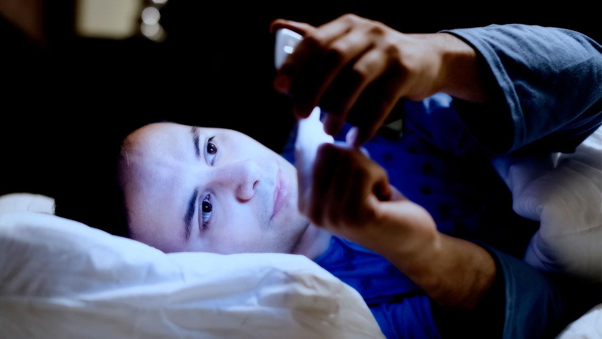 Mobilbruk på kvelden kan koste deg livet
