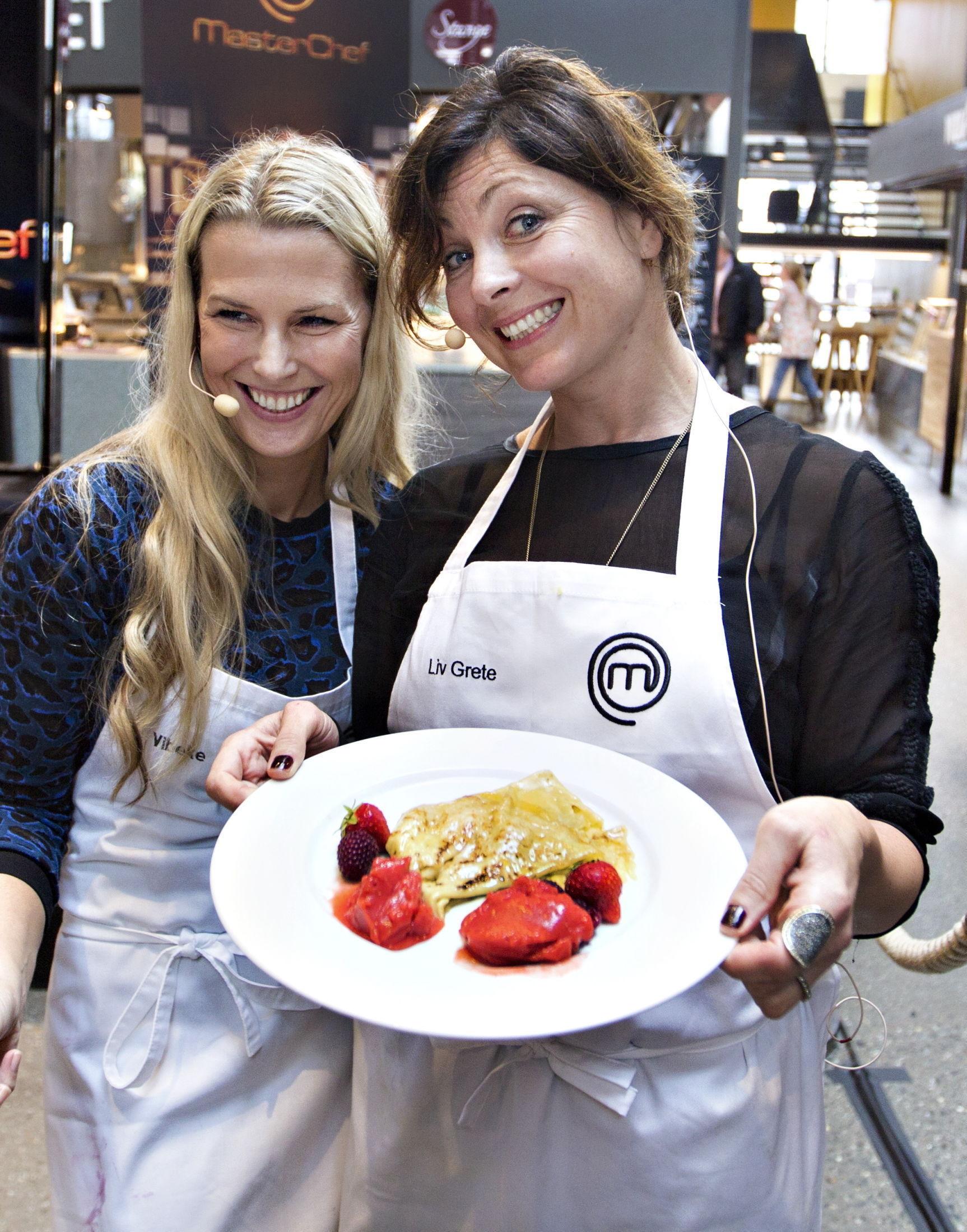 TIL TOPPS: Vibeke vant matkonkurransen «Masterchef» i 2013. Her er hun sammen Liv Grete Poiree. Foto: Roger Neumann/VG