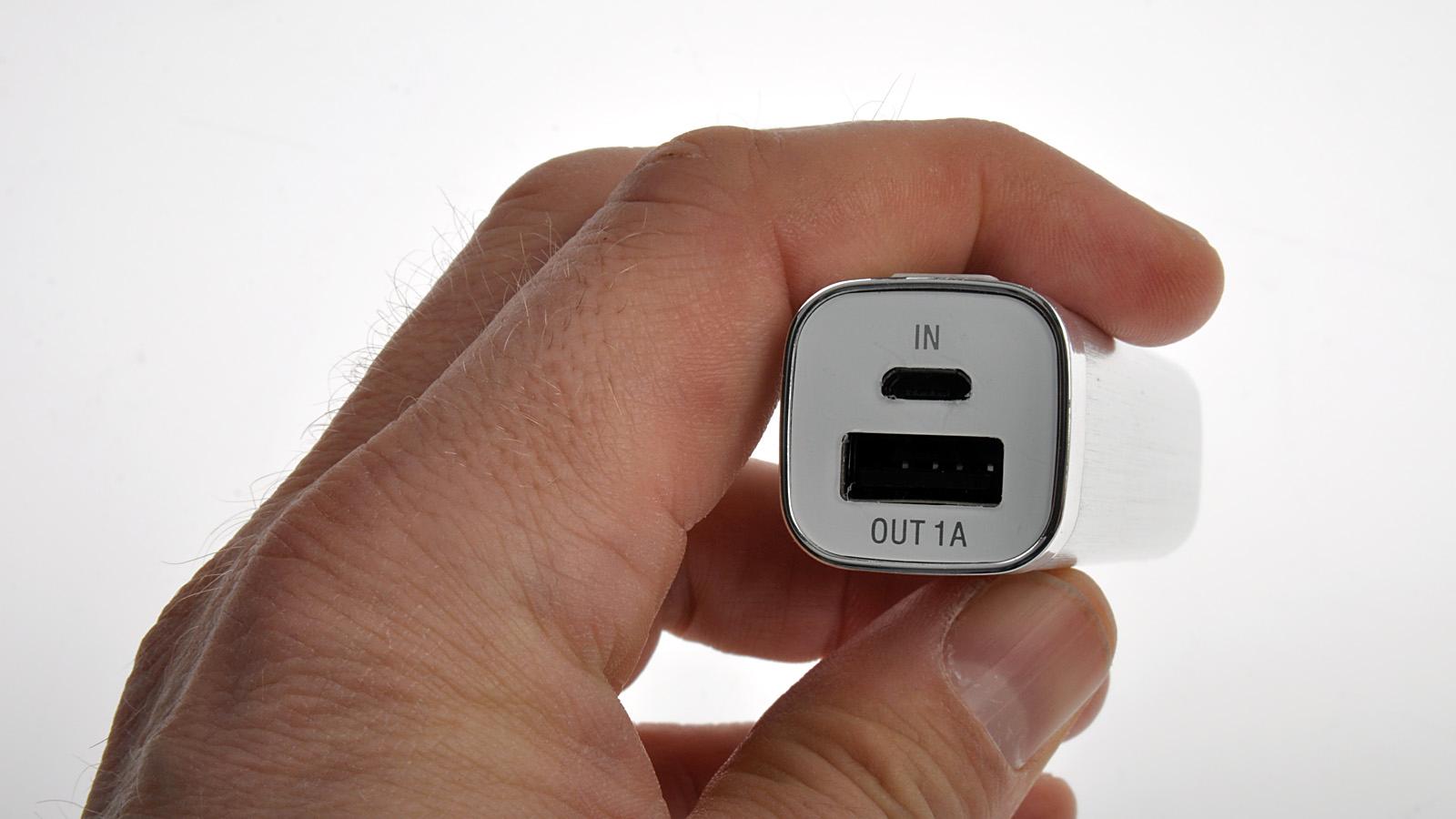 USB-uttaket for lading er på 1 ampere. Kjøper du en av de større laderne fra PNY, får du også et 2,1 ampere-uttak. .