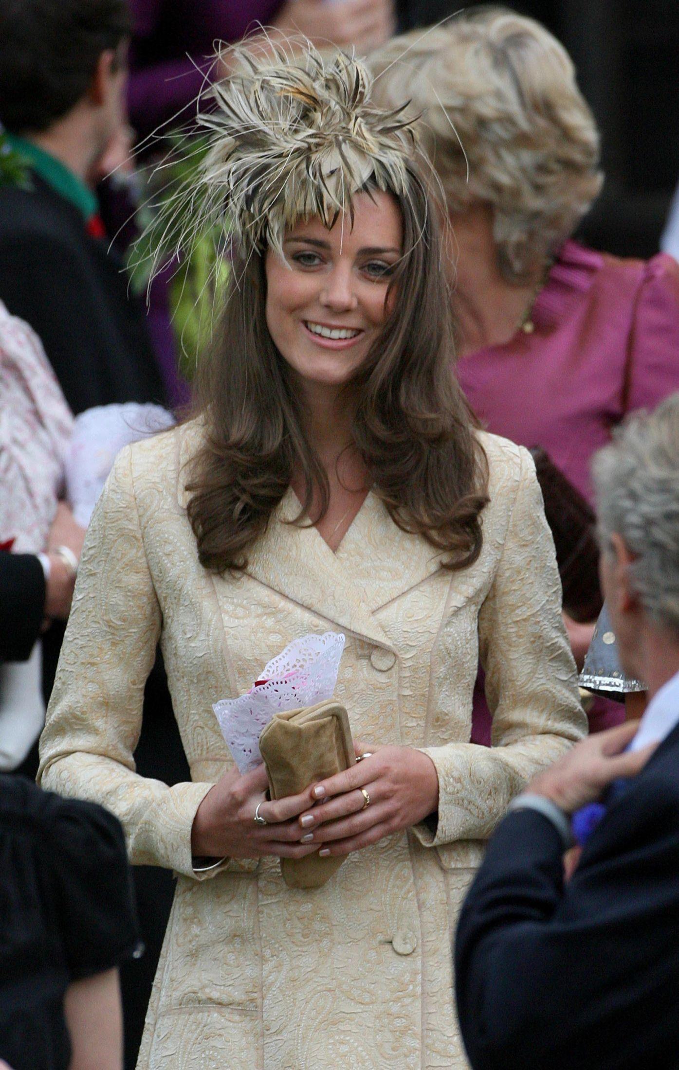 HATTEFIN: Kate Middleton i bryllup i 2006. Foto: Toby Melvill/Reuters