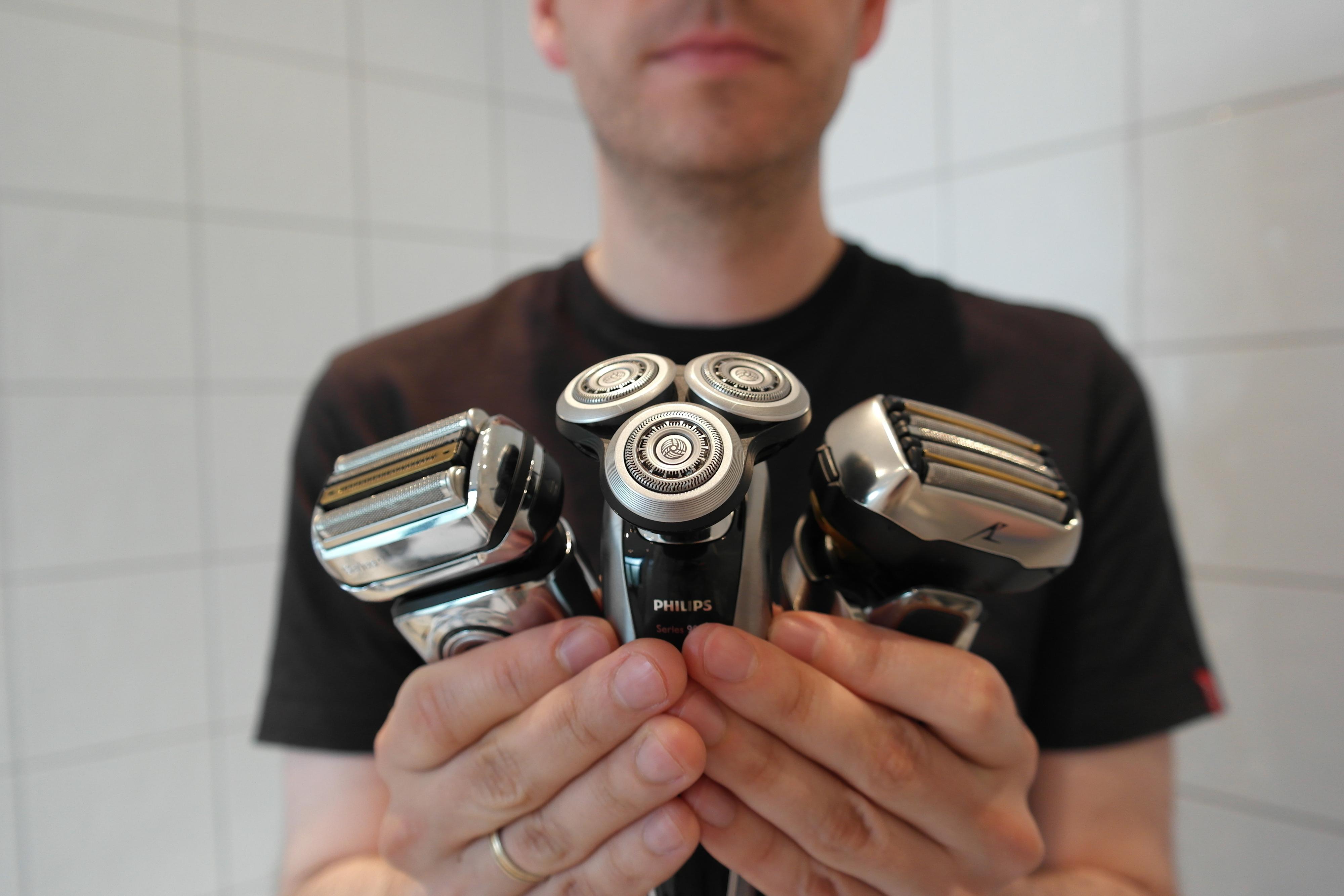 To vibrerende mot en roterende barbermaskin når vi tester toppmodellene til de mest kjente produsentene.
