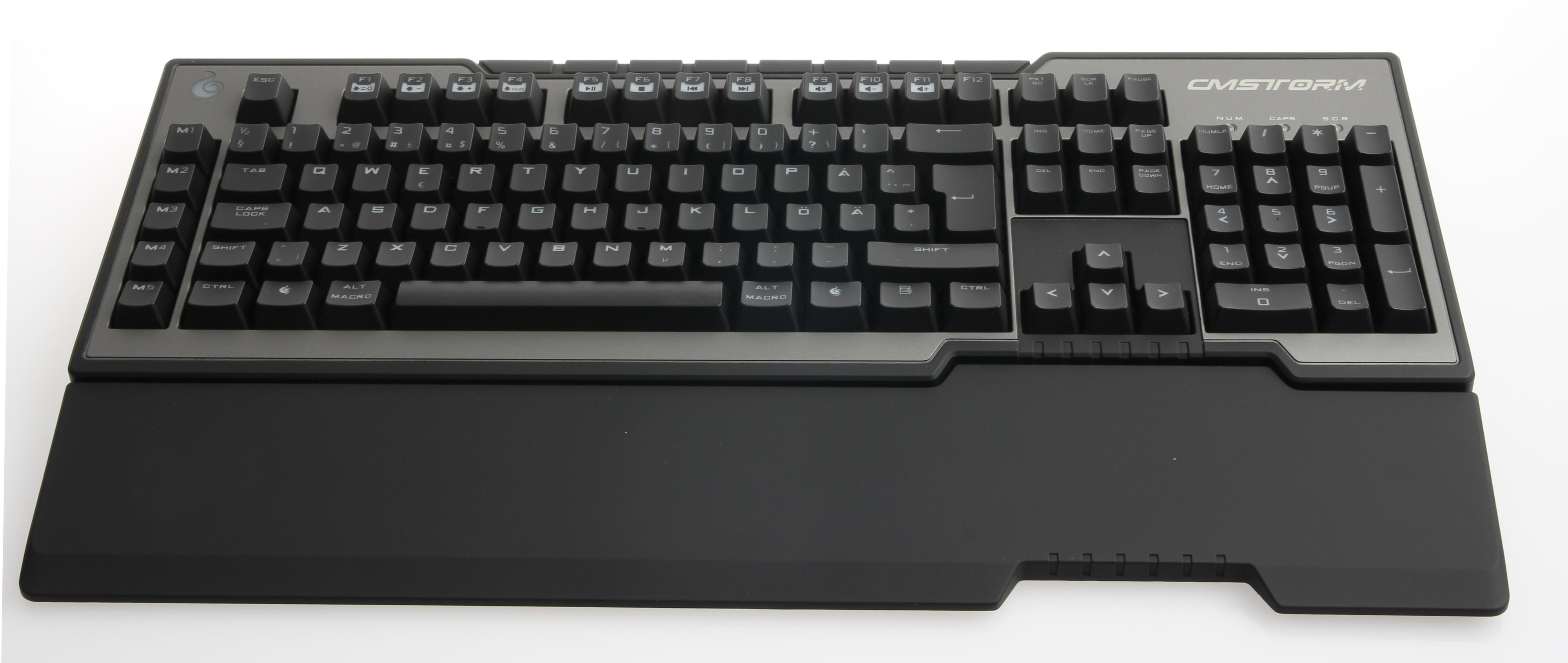 Cooler Master Storm Trigger er et ypperlig tastatur med svarte brytere. Foto: Niklas Plikk, Hardware.no