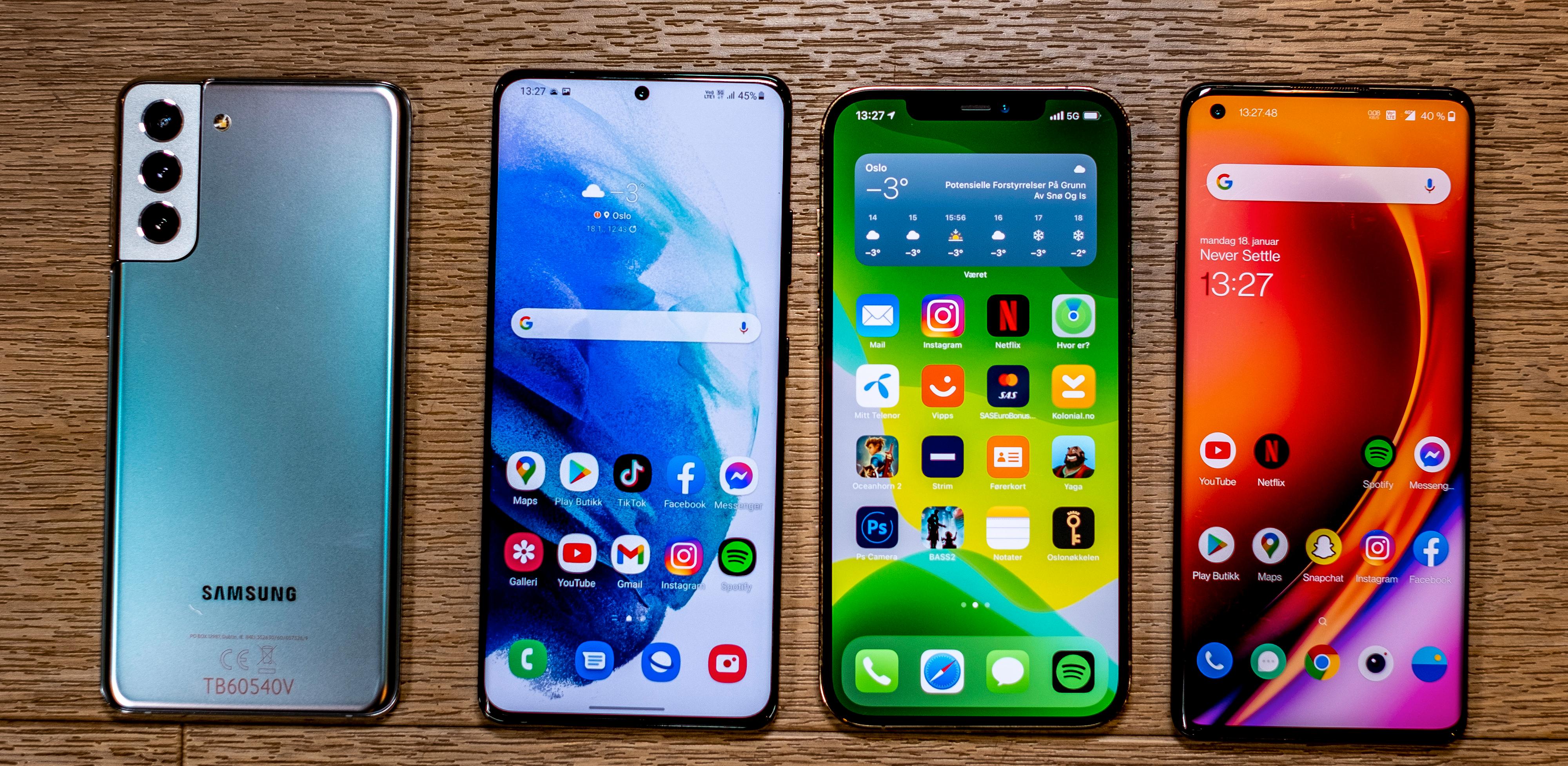 Fra venstre: Galaxy S21+, Galaxy S21 Ultra, iPhone 12 Pro Max, OnePlus 8 Pro.