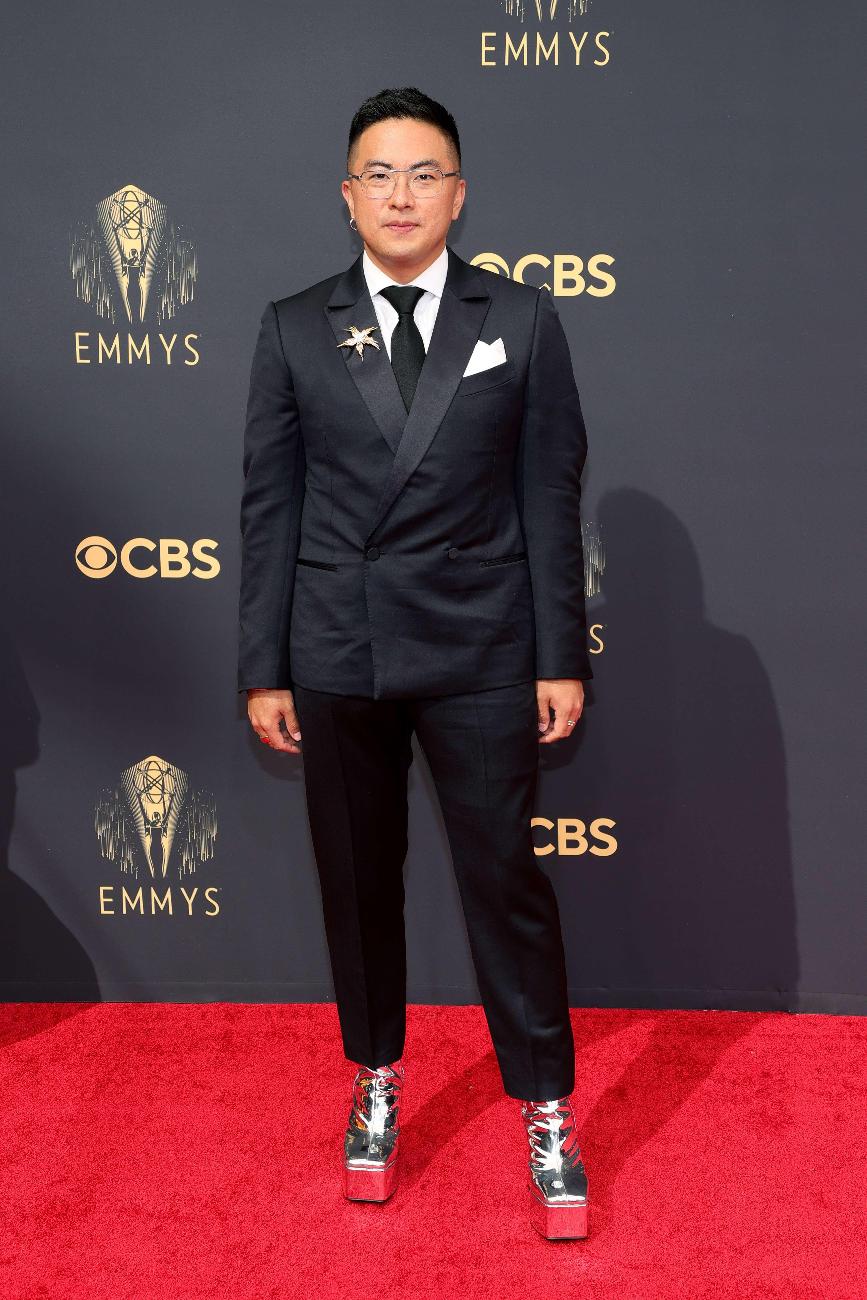 STJAL SHOWET: Bowen Yang fikk mye skryt for Emmy-antrekket sitt.