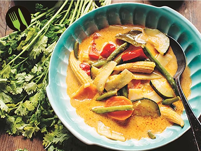 En thailändsk gryta med mycket grönsaker från  Zeina Mourtadas kokbok.