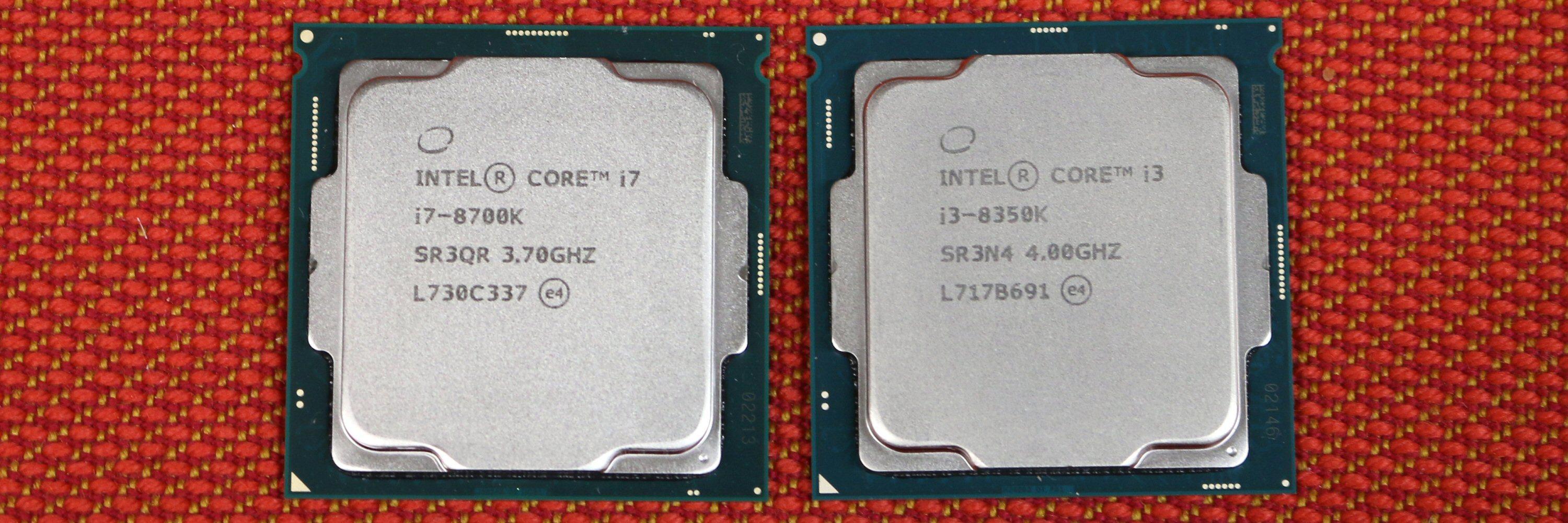 Intel Core i7-8700K og i3-8350K.