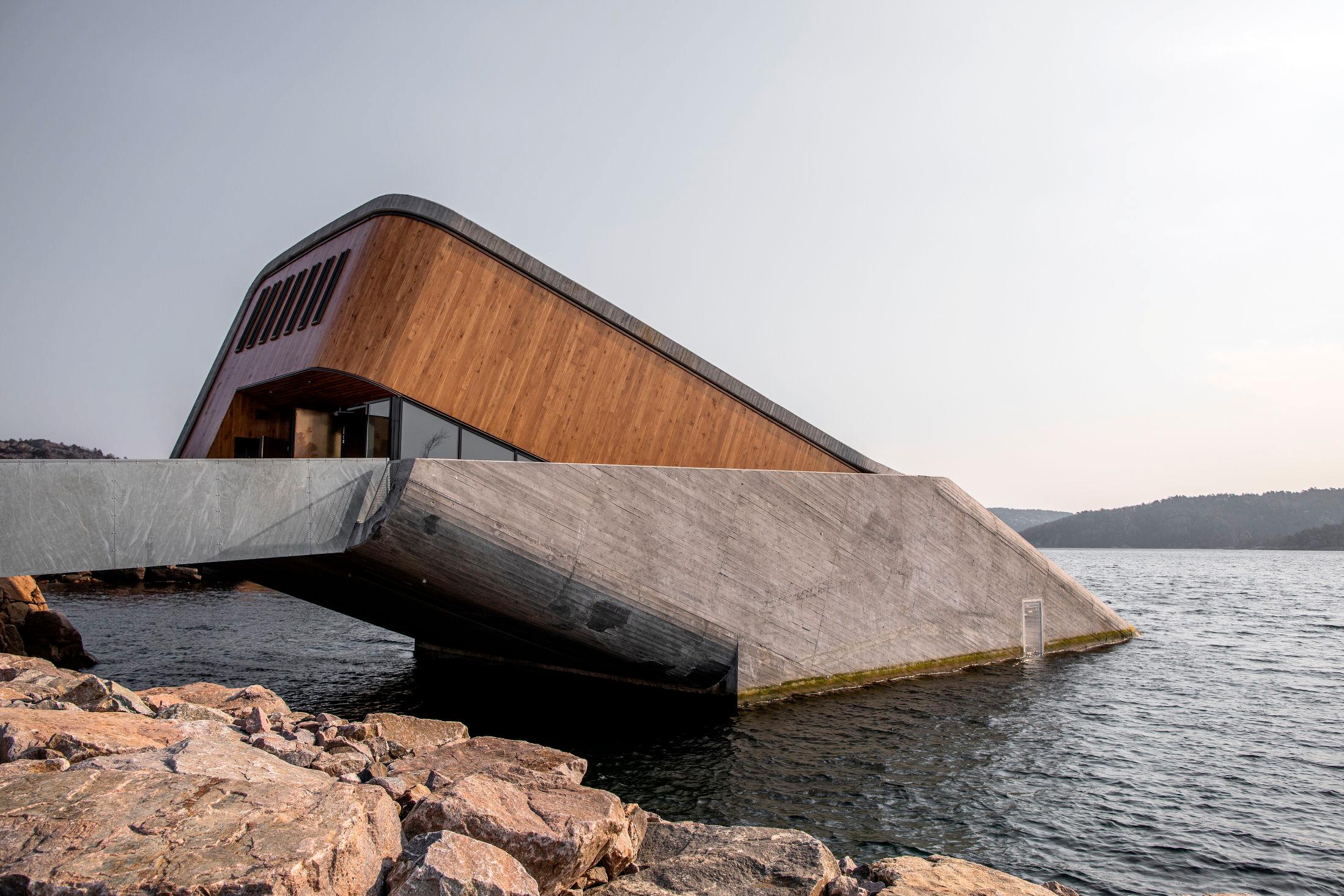 HISTORISK: Under er Norges første undervannsrestaurant. Foto: Tomm W. Christiansen/VG