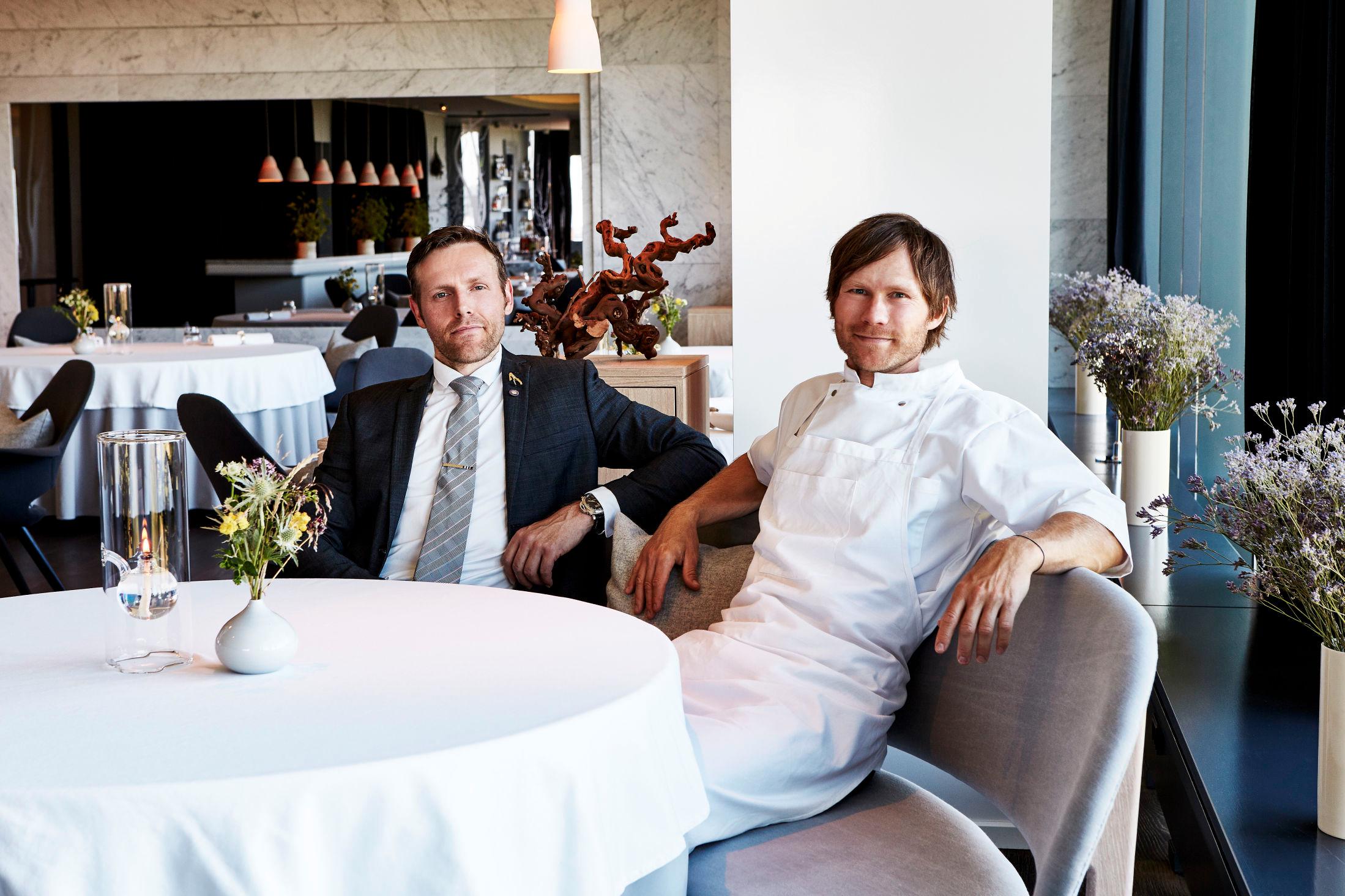 DANSK STJERNEMAT: Eierne Søren Ledet (til venstre) og Rasmus Kofoed (også kjøkkensjef) står bak Geranium i København som fikk tre stjerner i 2016. Pressefoto: Claes Bech Poulsen