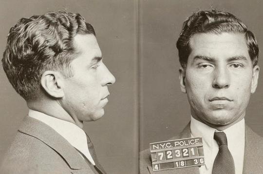 Charles «Lucky» Luciano ble arrestert 18. april 1936 i New York. Dette bildet er blant 870.000 som nylig er frigitt fra New Yorks kommunale bildearkiv. Foto: AP Photo/New York City Municipal Archives, NYPD Evidence Collection