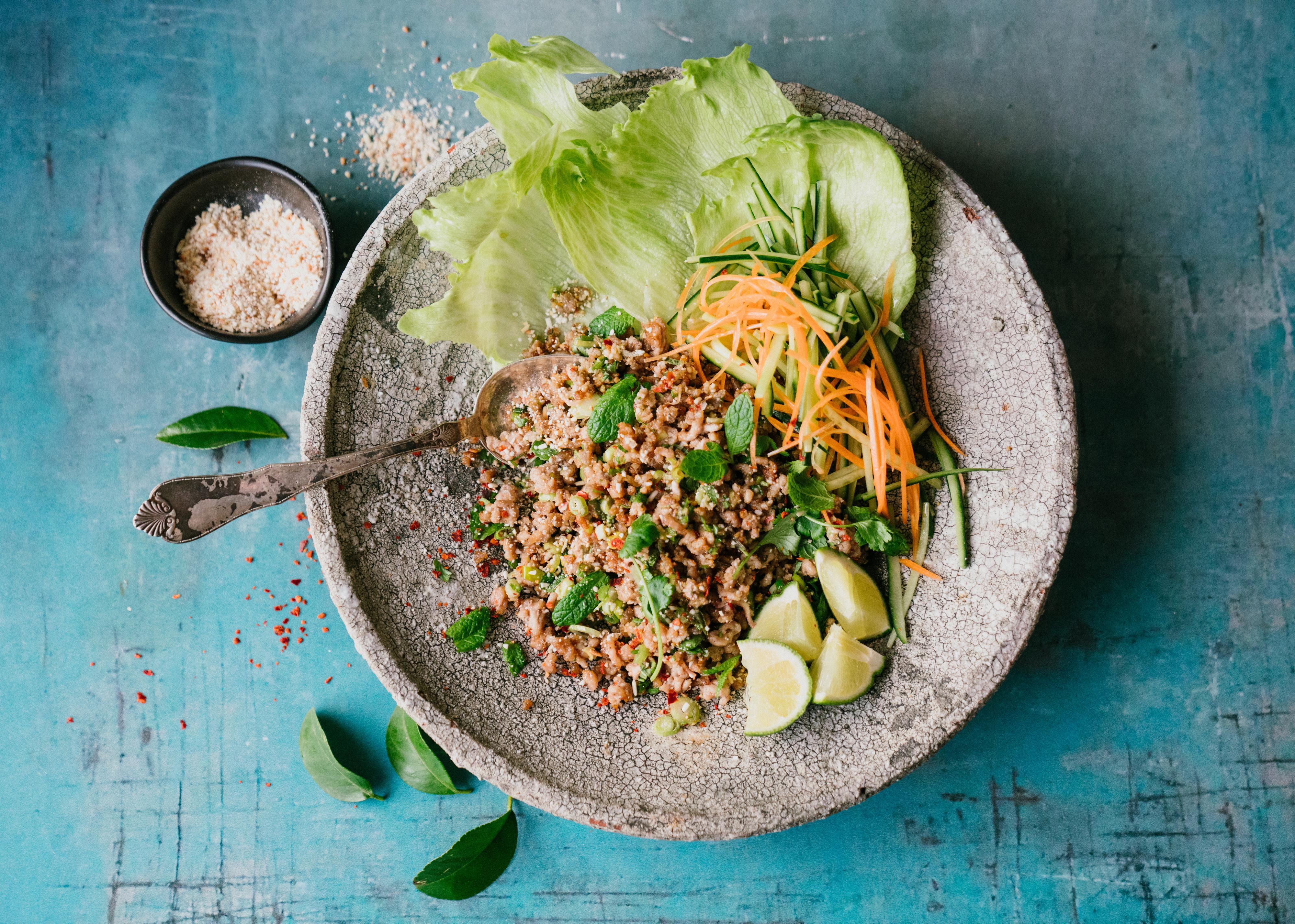 THAI: Kjøttsalat kan nytes varm som middag eller kald til lunsj.