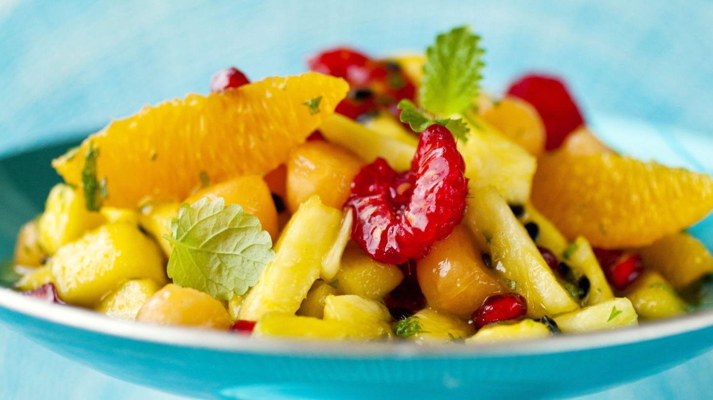 FRUKTIG: En ordentlig god fruktsalat er en fryd for både ganen og øyet med balanserte og gode smaker. Foto: Sara Johannessen/VG