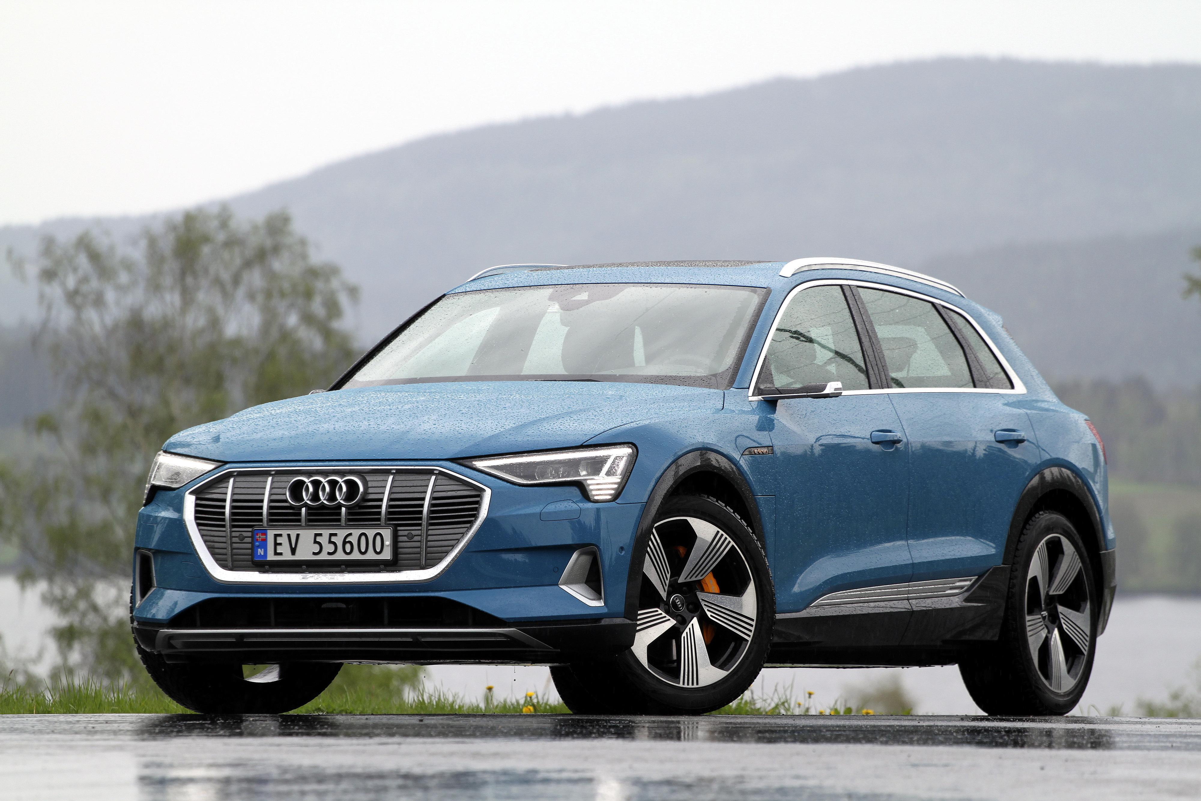 Årets mest solgte bil i 2020 ser ut til å bli Audi e-tron. 