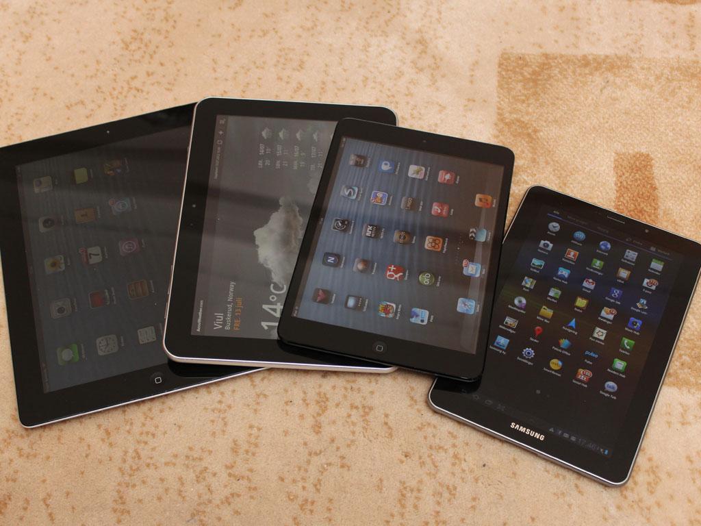 Noe for enhver smak. Fra venstre: iPad (3), Samsung Galaxy 8.9, iPad mini og Samsung Galaxy 7.7.Foto: Espen Irwing Swang, Amobil.no