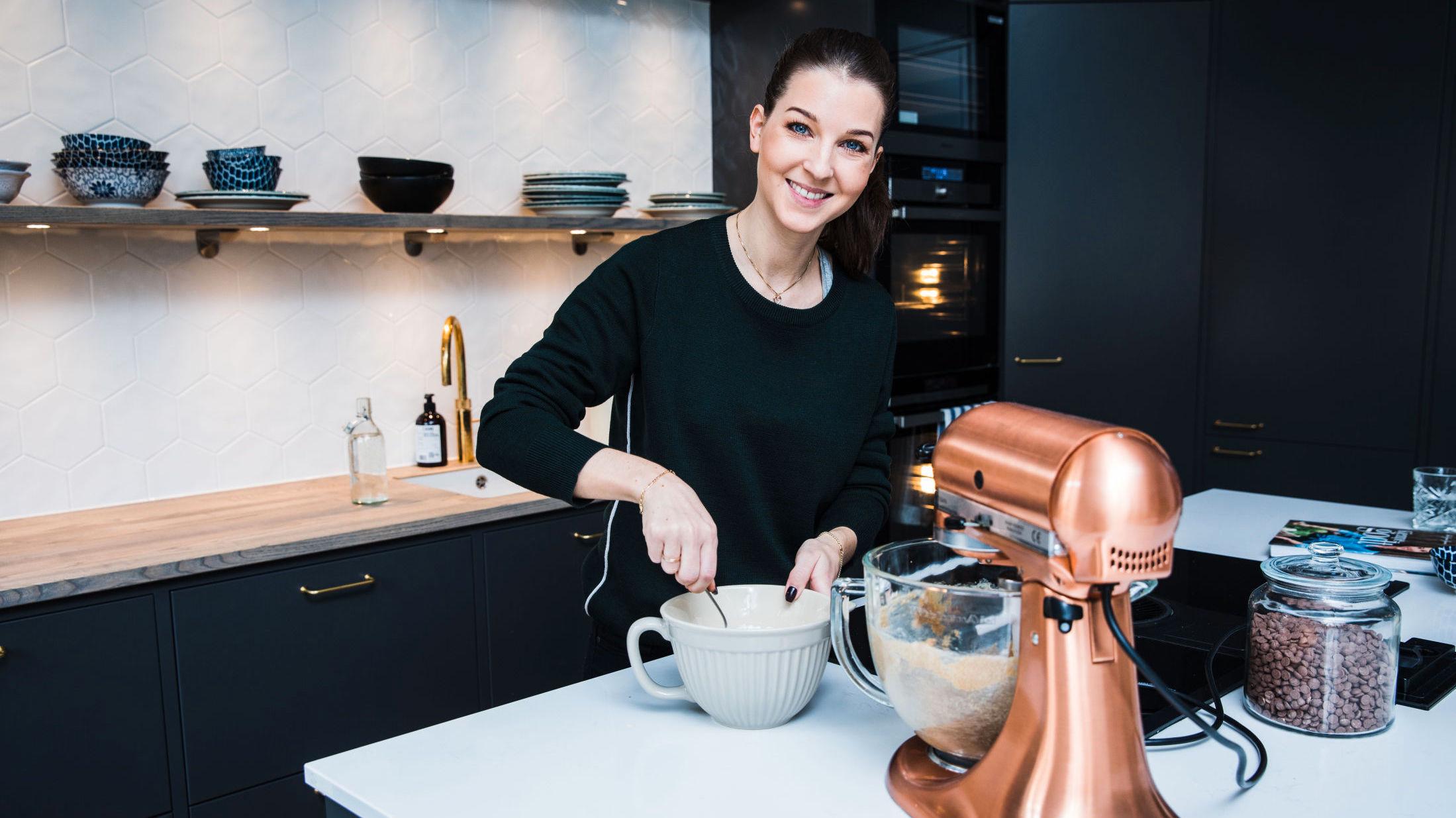 LIKER KLASSIKEREN: Bakeblogger og kokebokforfatter Ida Gran-Jansen foretrekker ribbe på julaften. Foto: Jørgen Braastad/VG