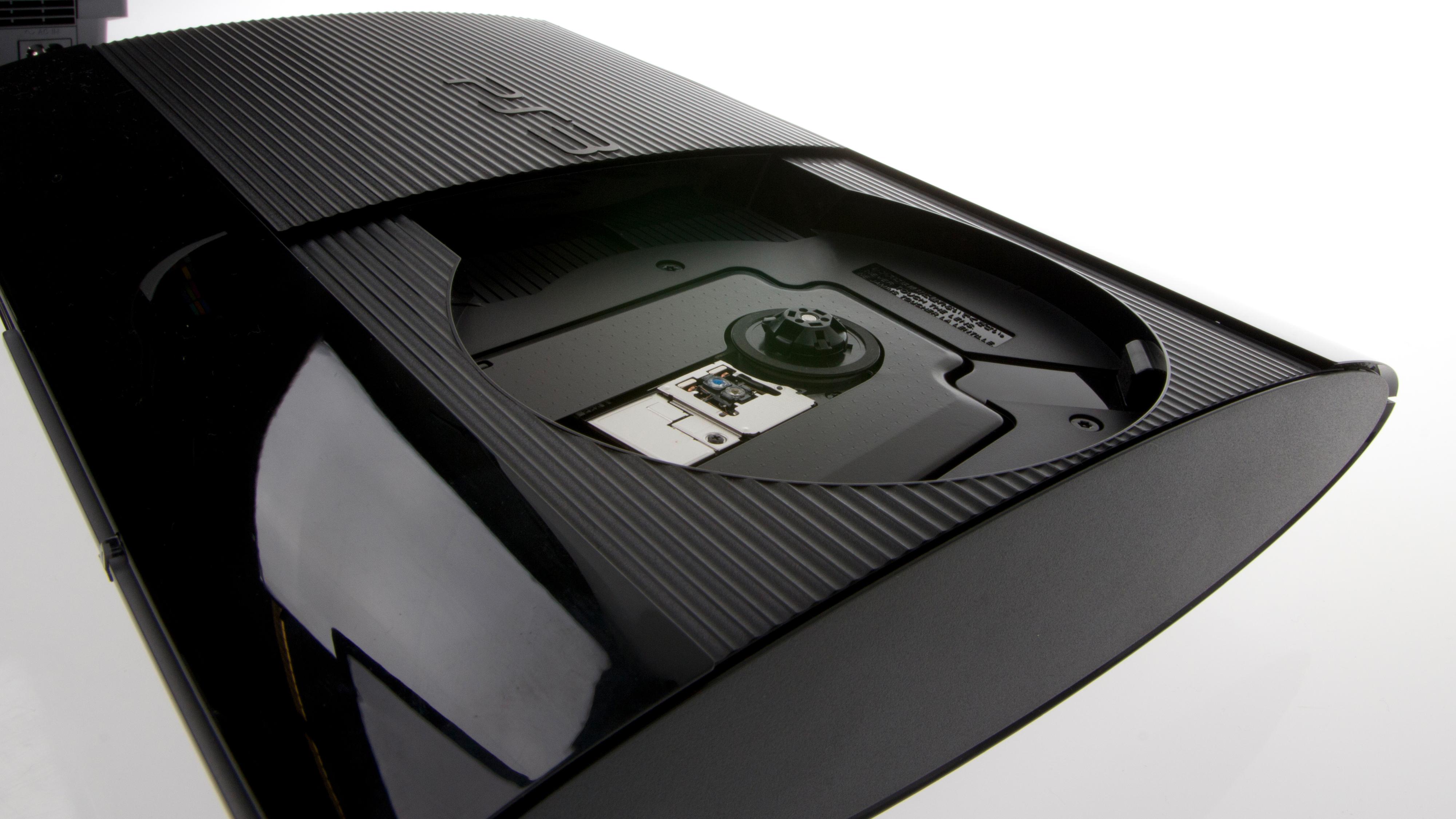 Sony stenger spillbutikken for PlayStation 3, Vita og PSP