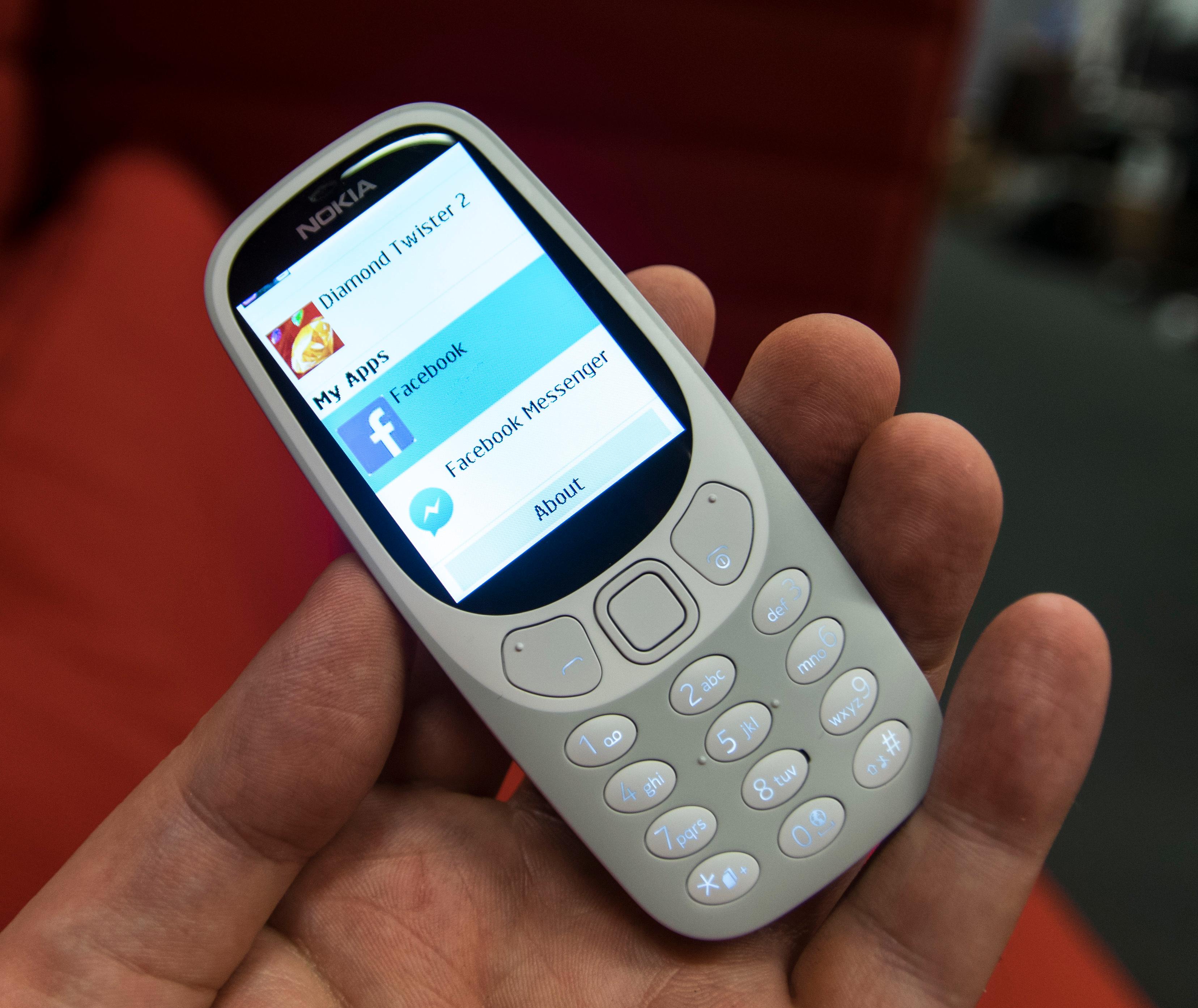 Gamelofts appbutikk skjuler Java-perler du kanskje har hørt om før, men stort sett har rukket å fortrenge. Det nyttigste her; en fullverdig Facebook-klient som faktisk virker, om enn tregt, på Nokia 3310.