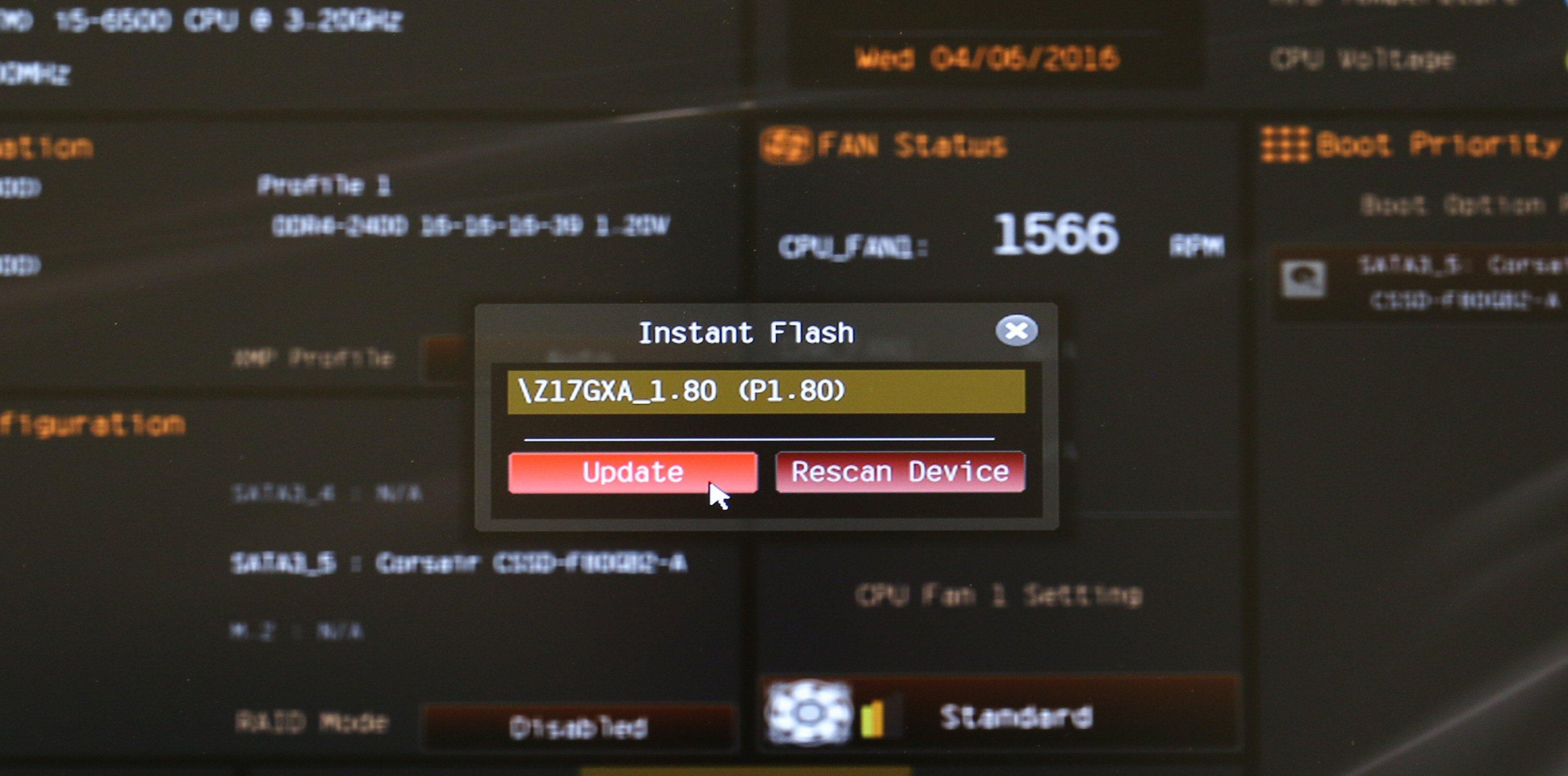 UEFI kan som regel oppdateres via en USB-minnepinne gjennom sitt eget grensesnitt. Bilde: Vegar Jansen, Tek.no