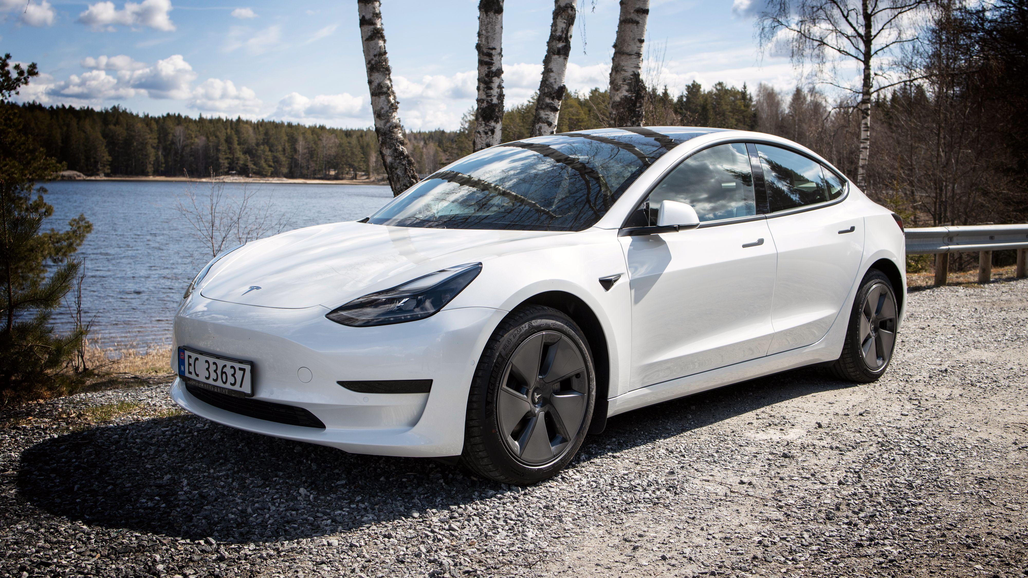 Tesla har levert flere biler med manglende deler