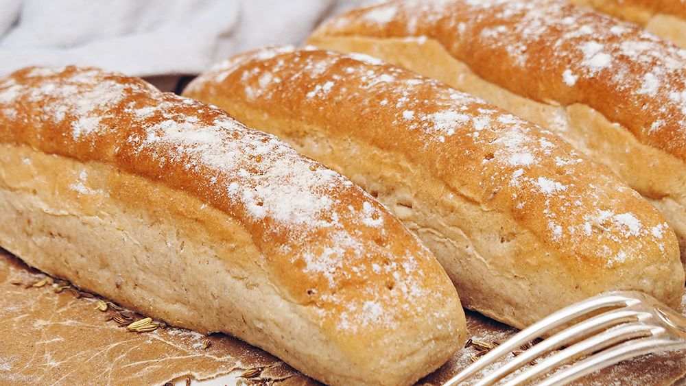 Superenkelt – så gör du eget bake off-bröd