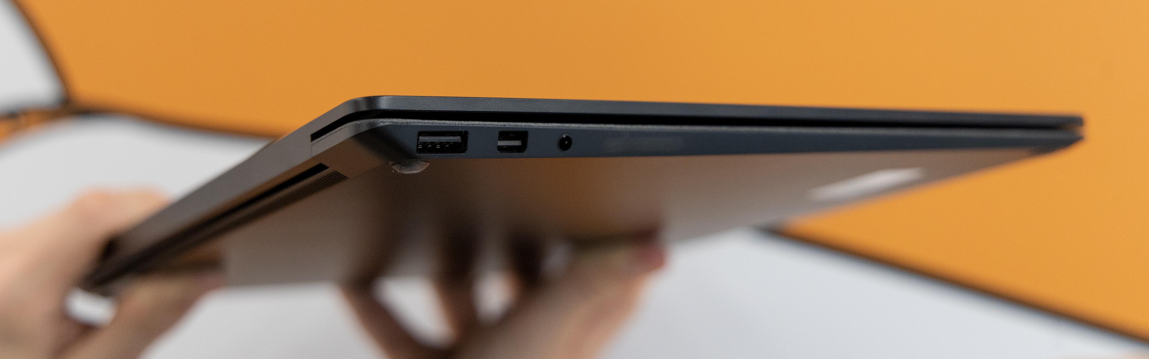 Hvorfor i all verden lanserer Microsoft en bærbar uten USB-C eller Thunderbolt 3 i 2019?