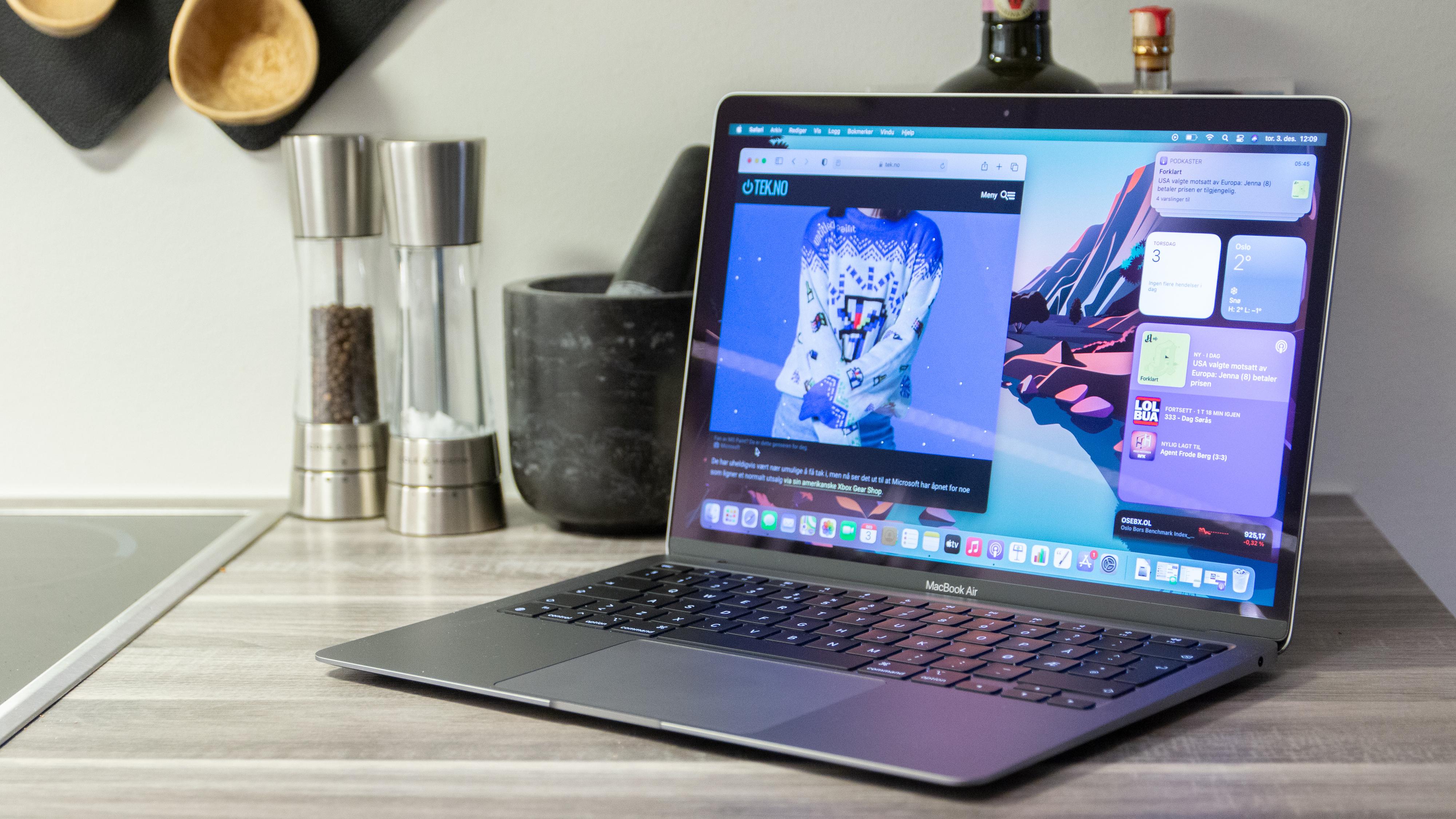 Selv tre år senere er MacBook Air med M1-prosessor en modell vi sterkt anbefaler. 