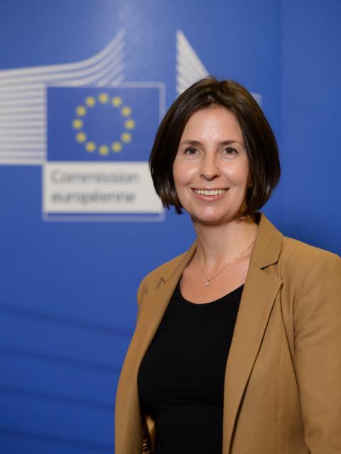 Lucía Caudet, talsperson for EU-kommisjonen, mener det ikke er noen tvil om at rapporten konkluderer at piratkopiering er skadelig.
