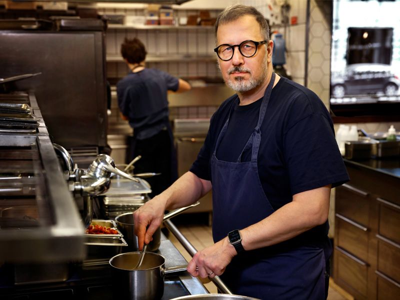 Stefan Ekengren jobbar som köksmästare på restaurangen Hantverket i Stockholm. 