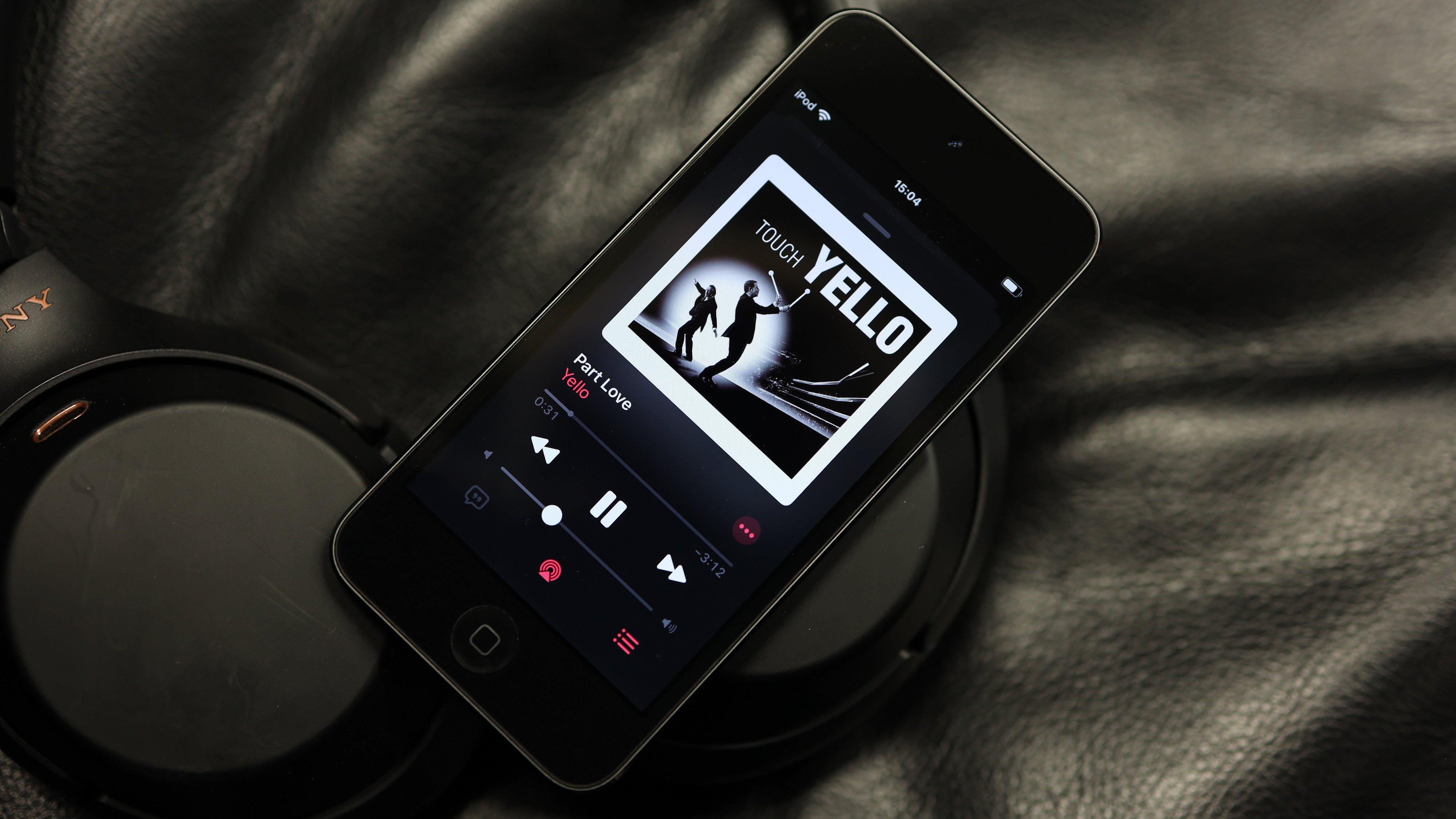 Apple iPod touch kan spille musikk... og veldig mye mer.
