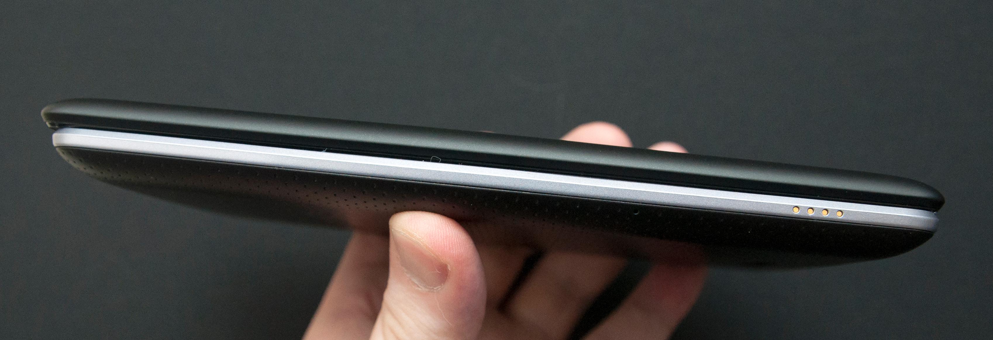 Ny og gammel Nexus 7 - den nye er øverst.Foto: Finn Jarle Kvalheim, Amobil.no