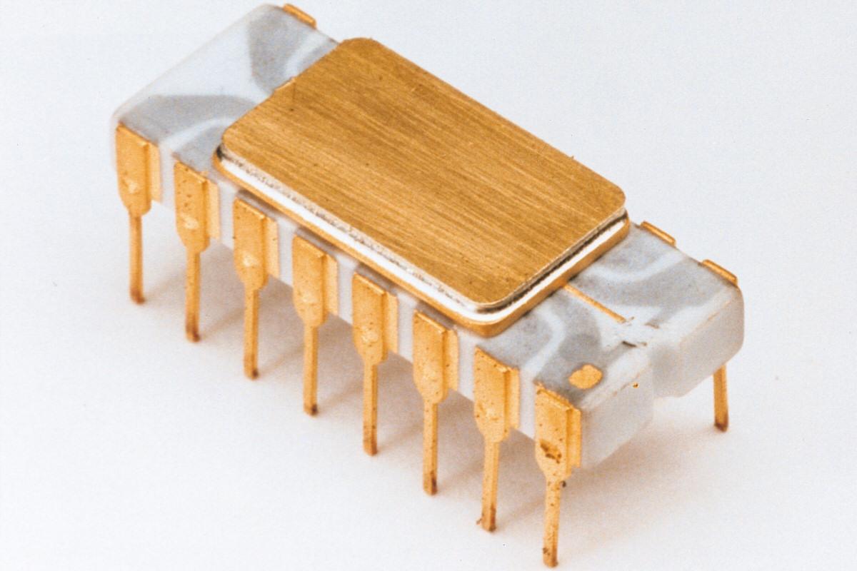 4004, den første prosessoren fra Intel. Foto: Intel