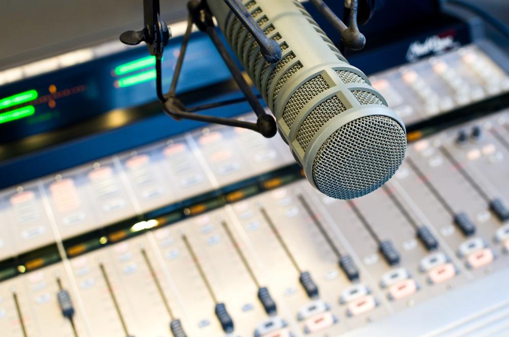 Digital radio skal gi bedre lydkvalitet hjem til deg.Foto: Shutterstock