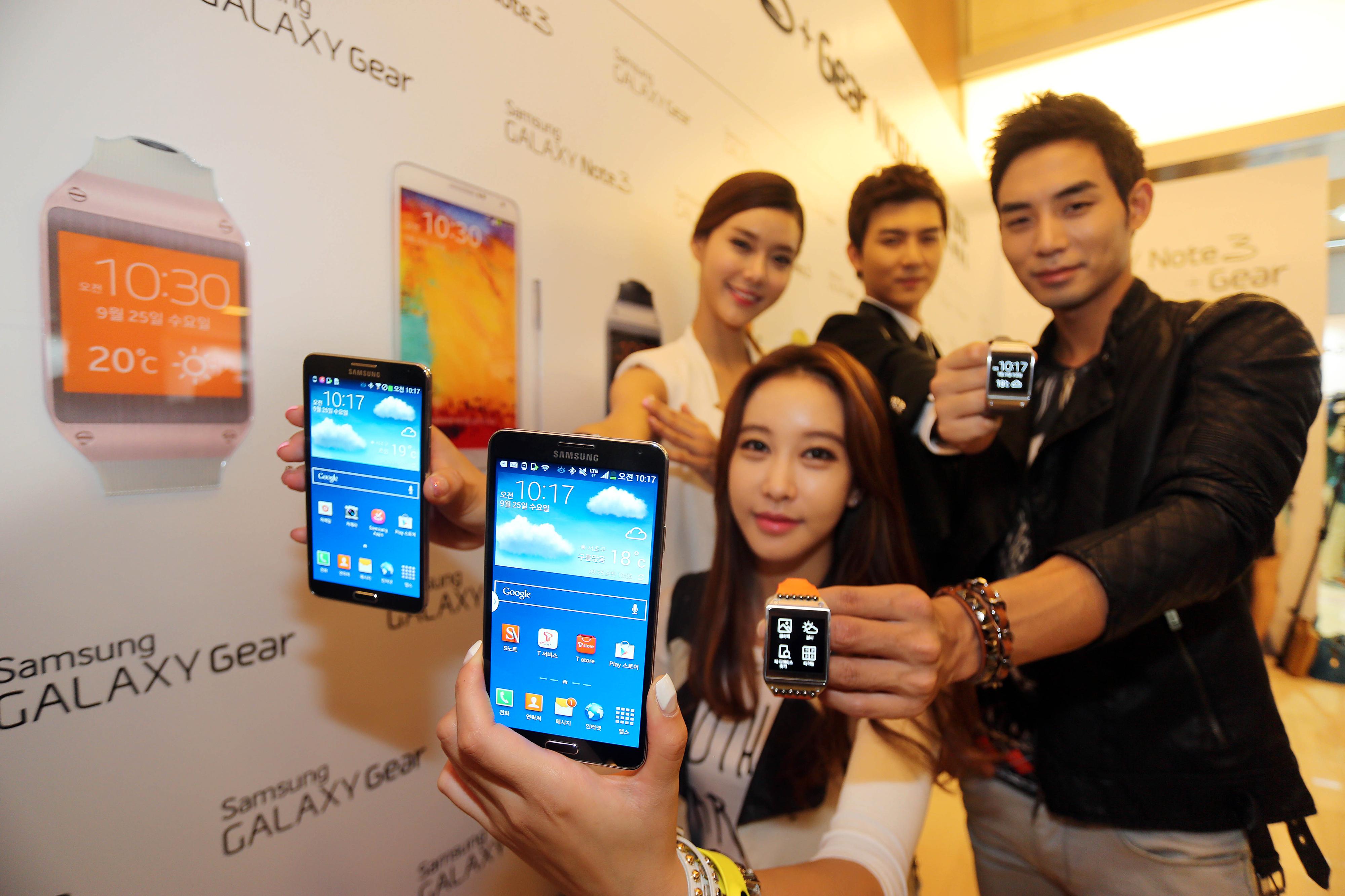 Galaxy Gear går overens med blant annet Galaxy Note 3.Foto: Samsung
