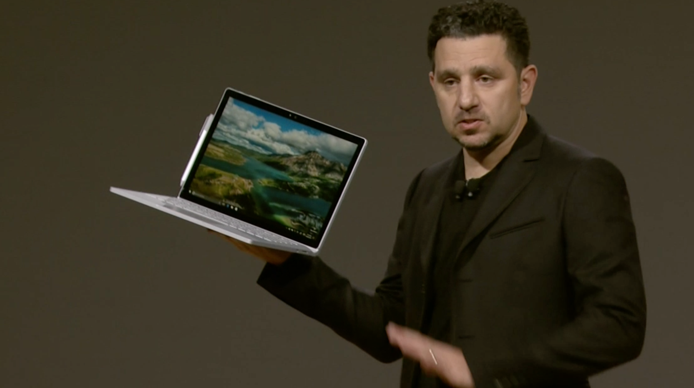 Nye Surface Book med Intel Core i7. Bilde: Stein Jarle Olsen, Tek.no