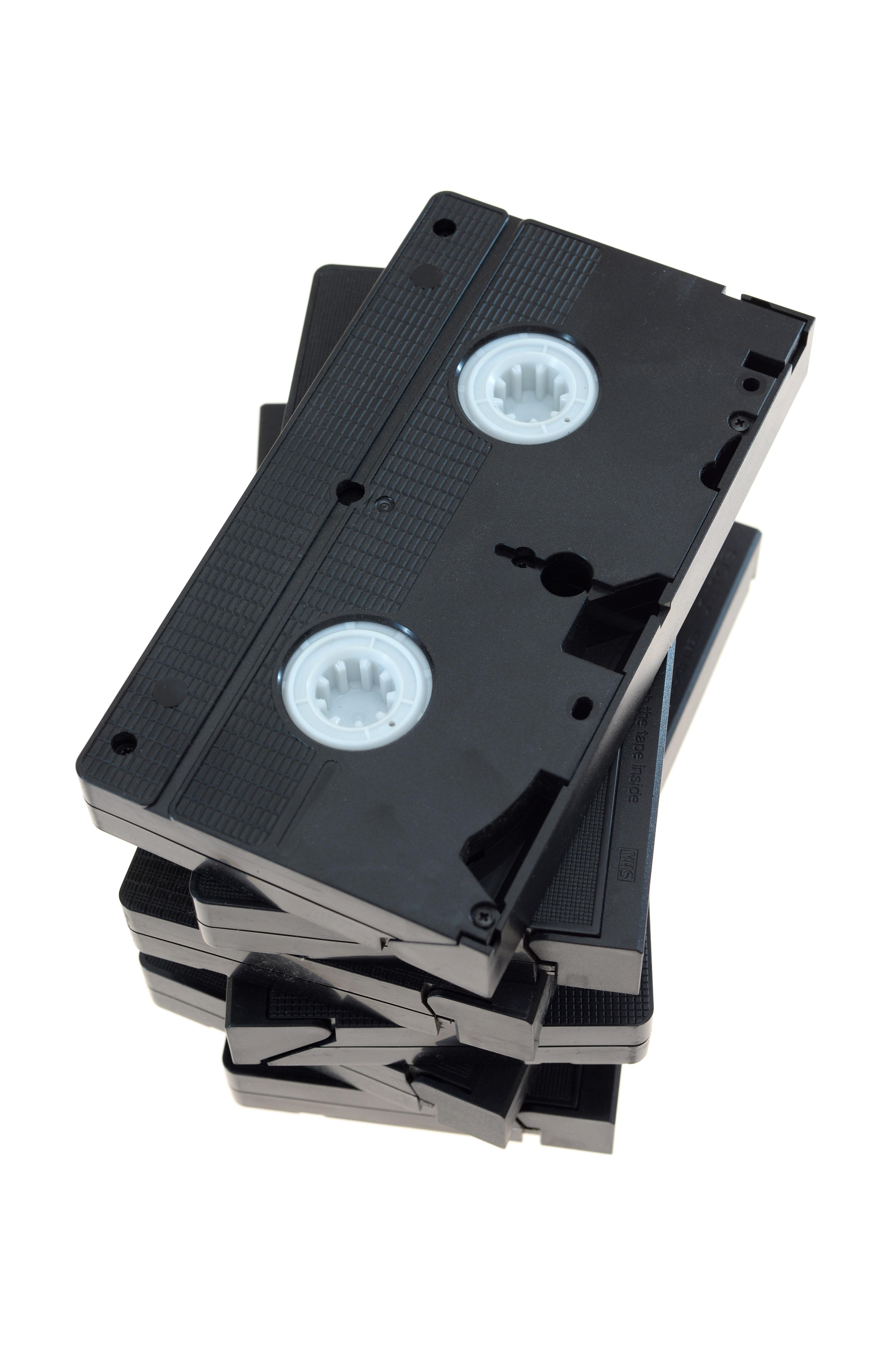 VHS har levd en stund, men nå er det helt slutt.