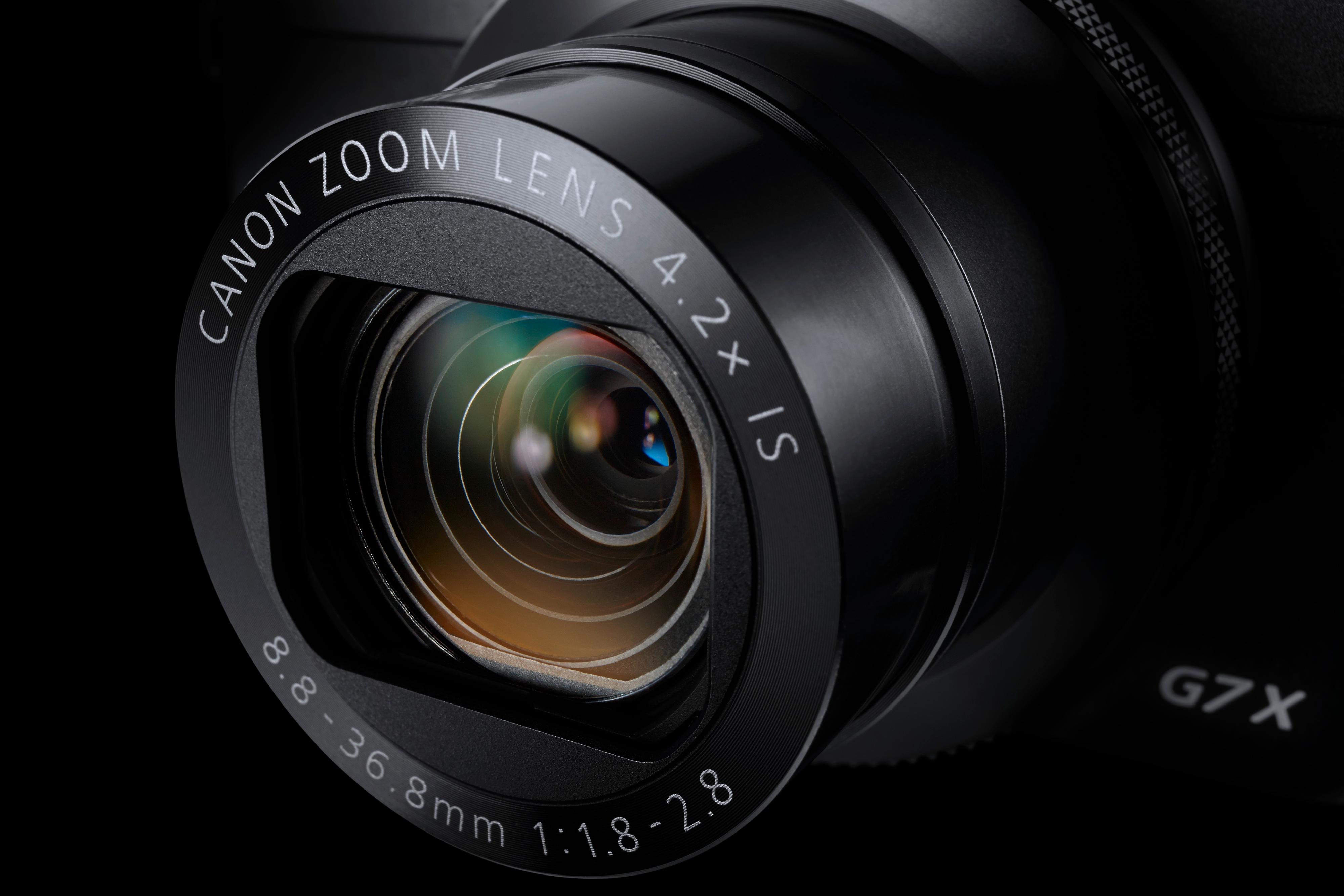 Canon G7 X har et lyssterkt objektiv med blender 1.8-2.8, og en brennvidde som tilsvarer 24-100mm i fullformat.Foto: Canon