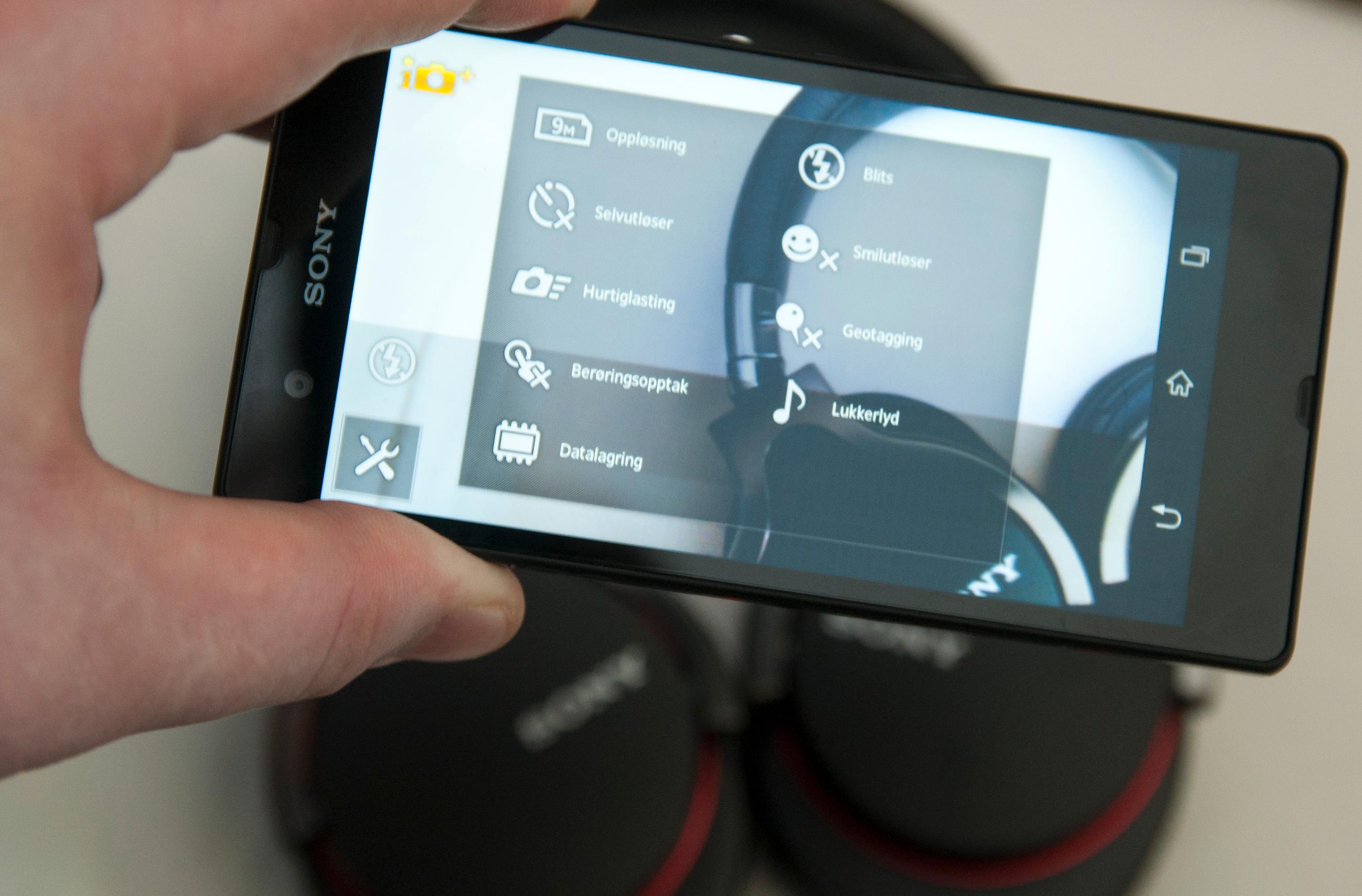 Du har mange ulike innstillinger å velge i når du skal fotografere med telefonen. Xperia Z har også en automodus som Sony lover skal være god til det meste.Foto: Finn Jarle Kvalheim, Amobil.no