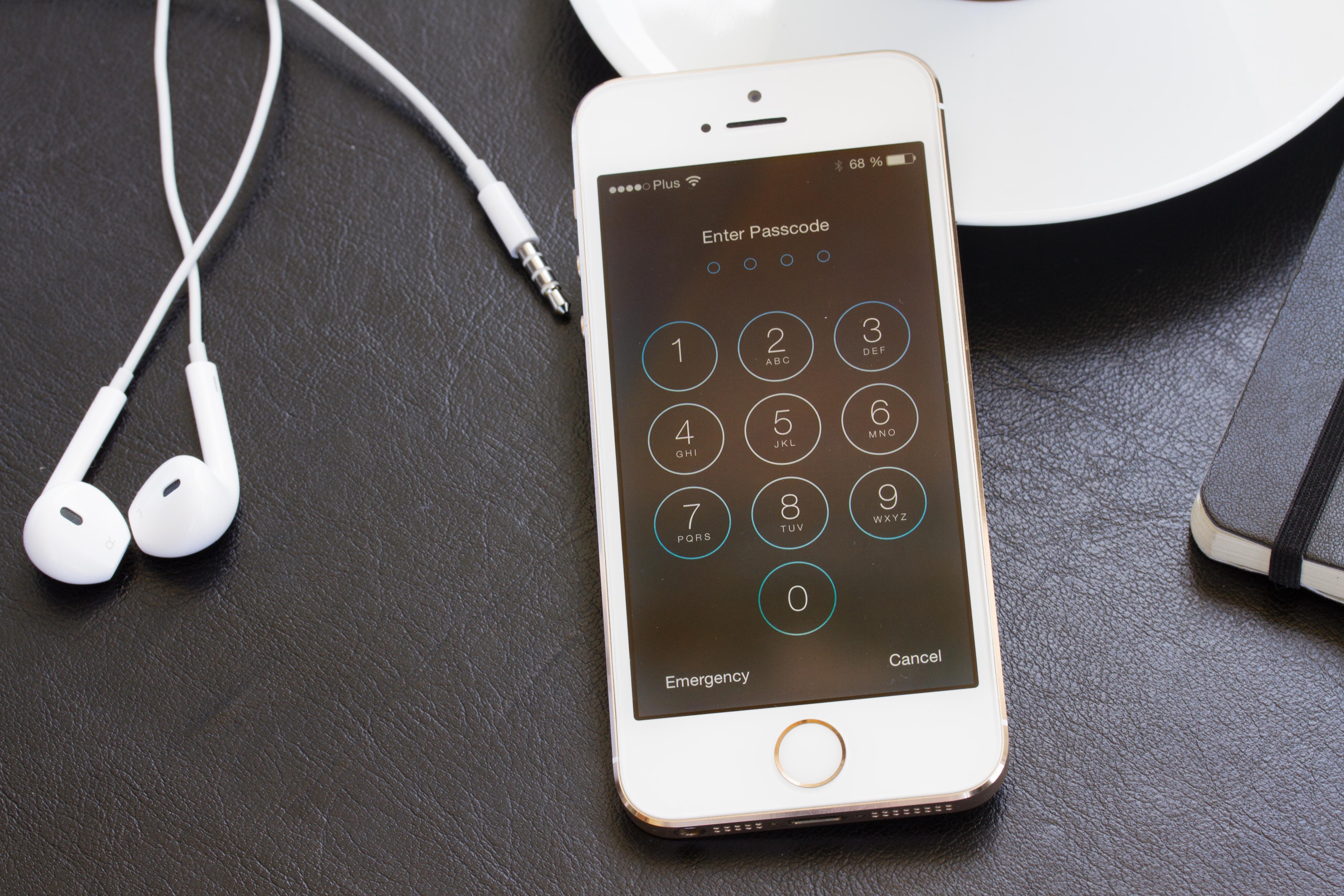 Den nye krypteringen på iPhone vil i praksis gjøre telefonene forbudt i California dersom lovforslaget går gjennom.