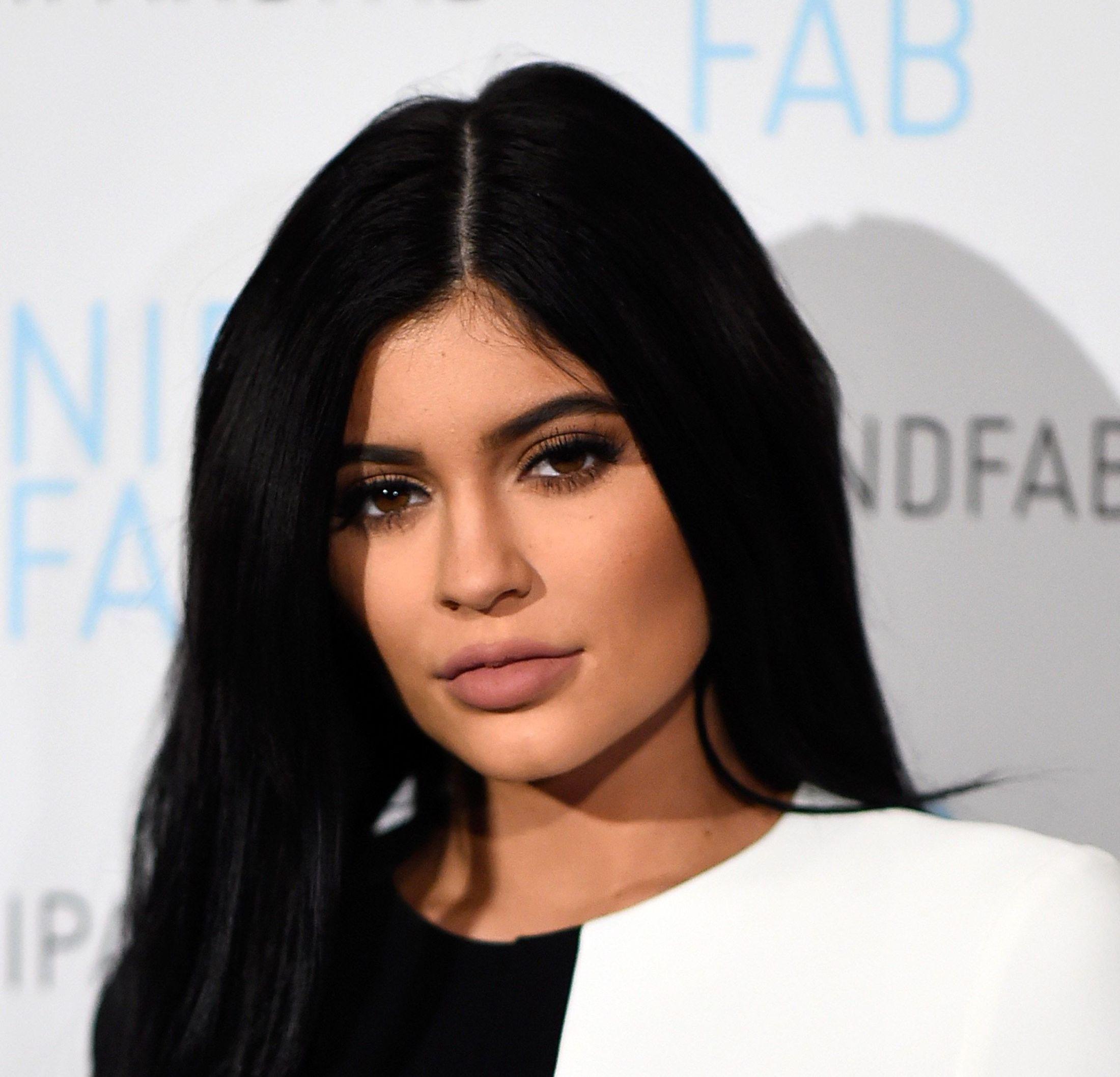 DRONNINGEN AV LIPKITS: Kylie Jenner har tjent seg søkkrik på sitt eget makeup-merke. Foto: Frazer Harrison/Getty Images/AFP.