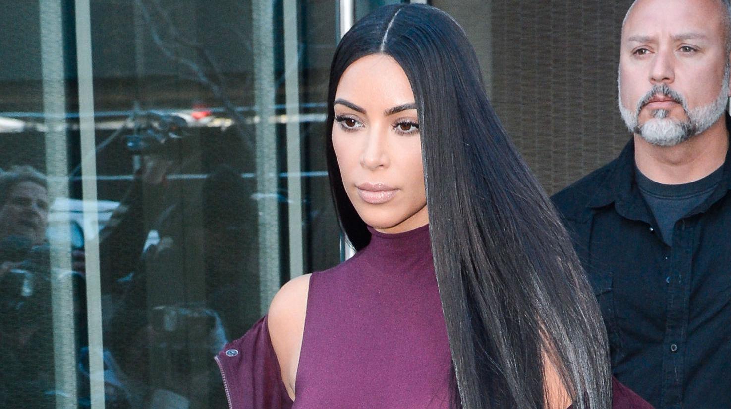 STØTTESPILLER: Kim Kardashian har hengt på ektemannen Kanye West under moteuken i New York, og var selvsagt også på showet hans. Foto: Getty Images
