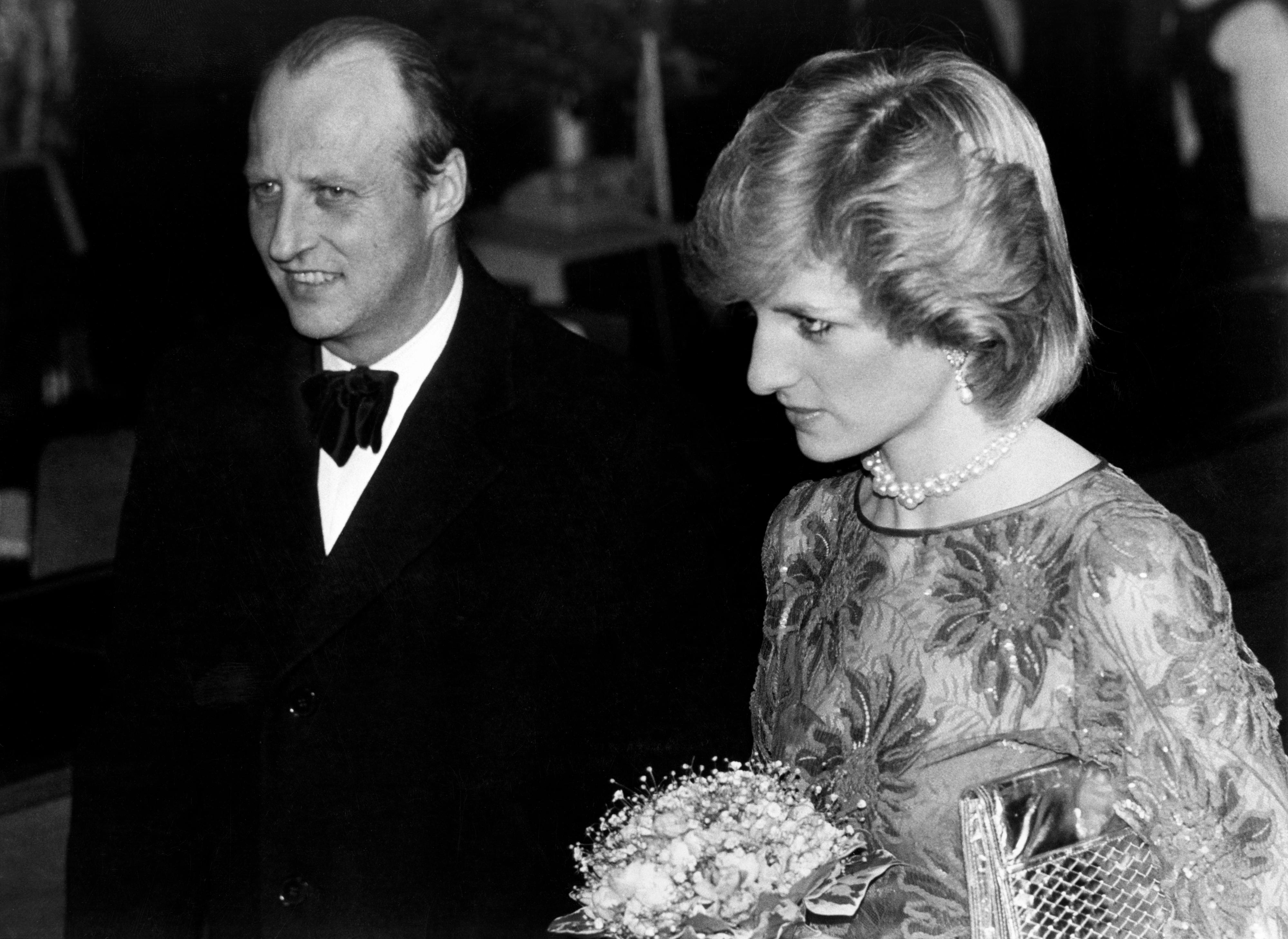 1984: Diana på norgesbesøk i 1984, sammen med daværende kronprins Harald. 