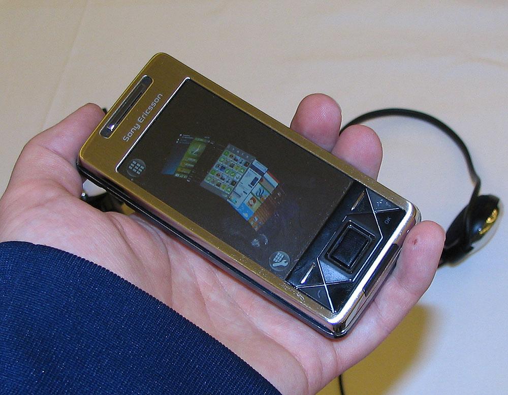 Sony Ericsson har utviklet et helt nytt menysystem for Xperia-serien sin.