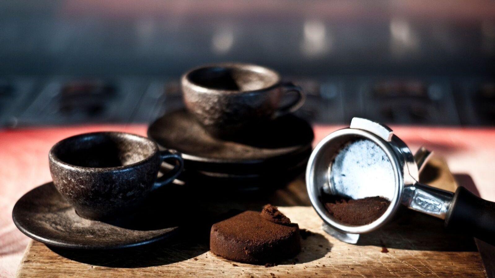 DESIGN: Kaffe fra alle kanter med disse nye espressokoppene. Foto: Kaffeeform