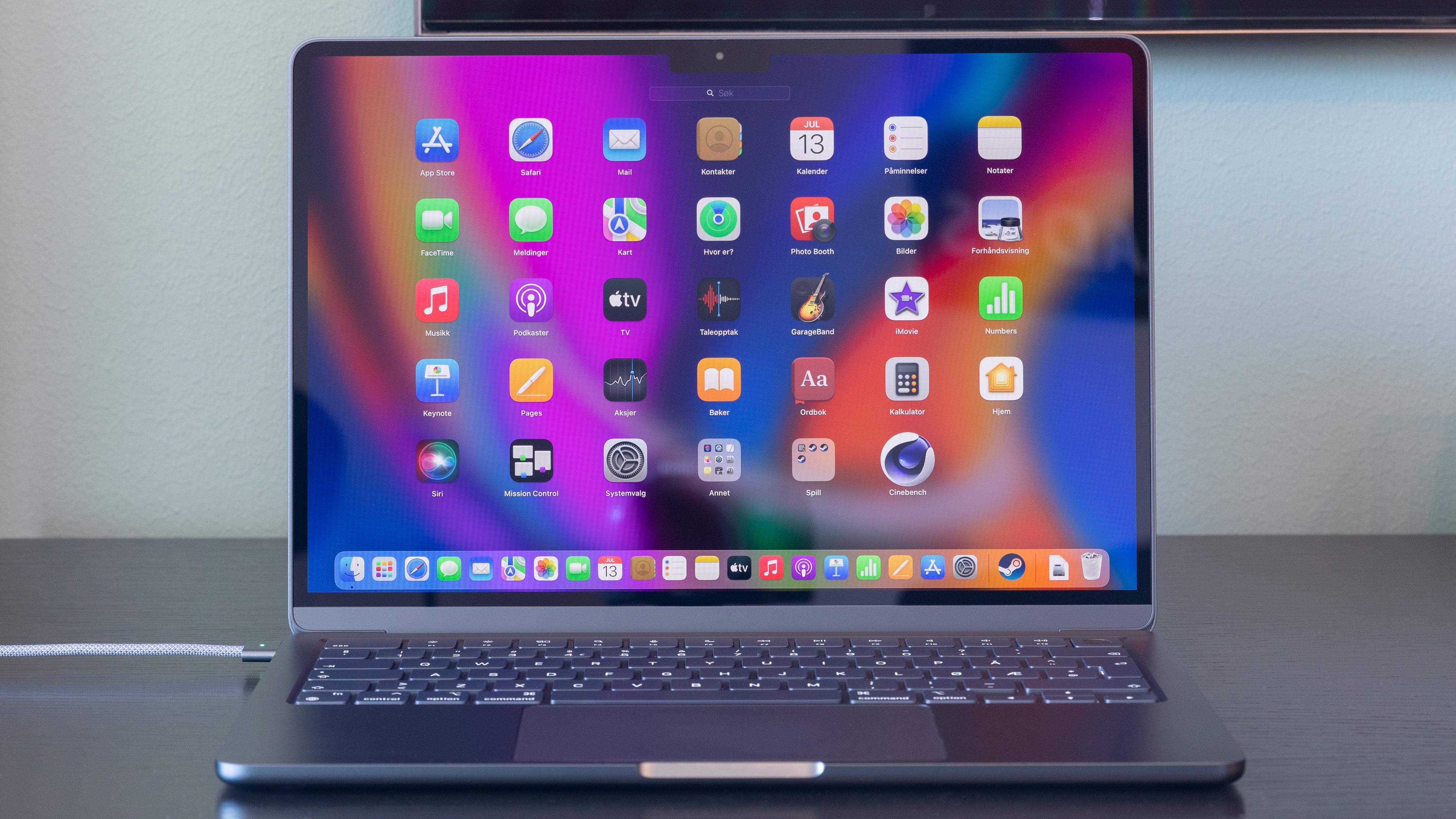 Hevder Apple flytter MacBook-produksjon ut av Kina