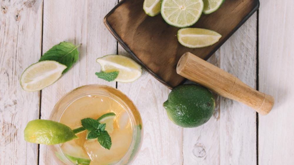 Mojito med kombucha – alkoholfri drink