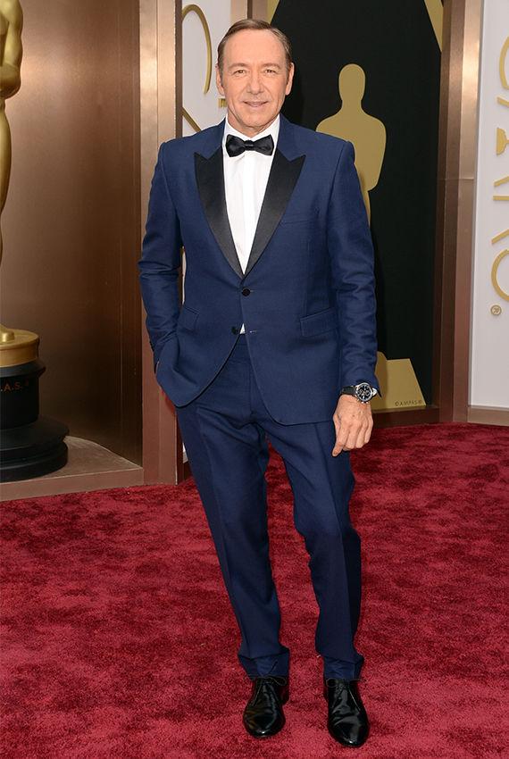 TRENDY: Skuespiller Kevin Spacey stilte på Oscar-utdelingen i blått og sort. Foto: Getty Images
