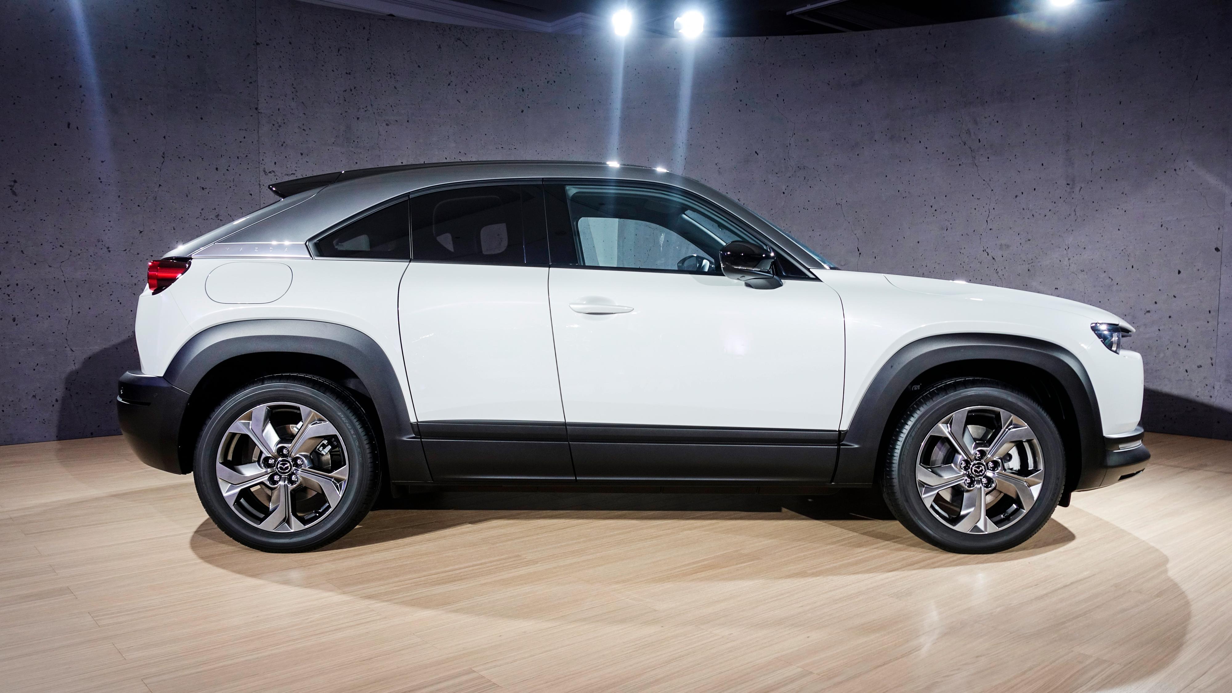 Mazda håper å friste elbilkundene med kjøreopplevelse, ikke rekkevidde