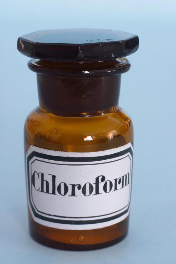 Kloroform er noe vi vet er farlig. WHO har aldri sagt at mobilen er like farlig.