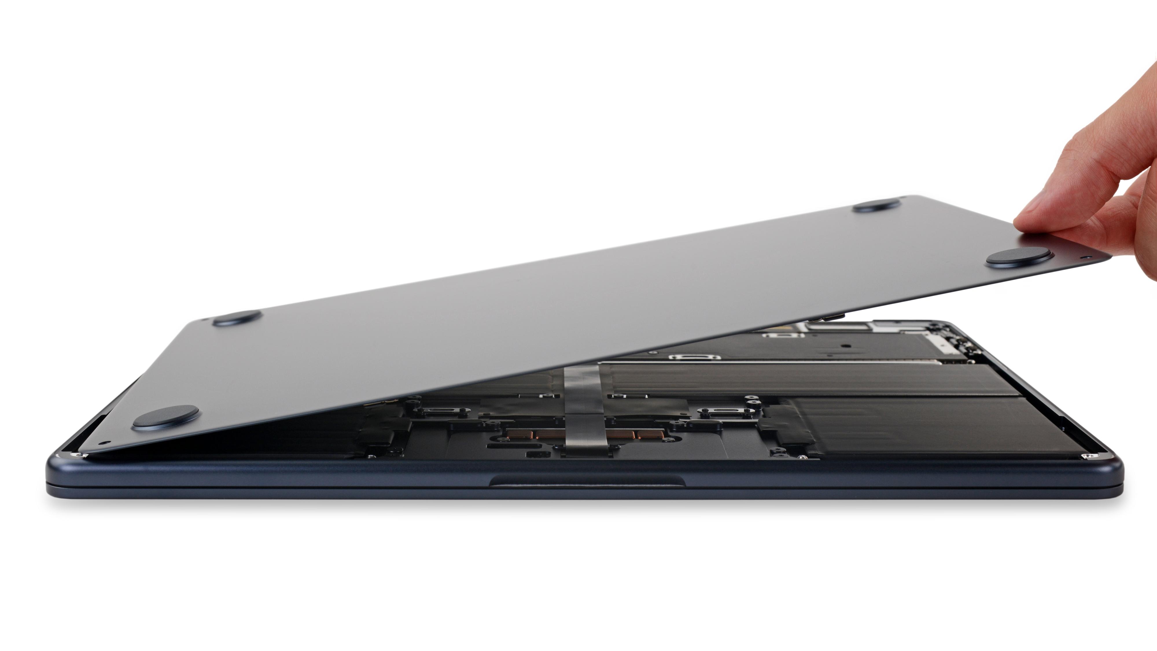 MacBook Air M2 ser ut til å ha et varmeproblem