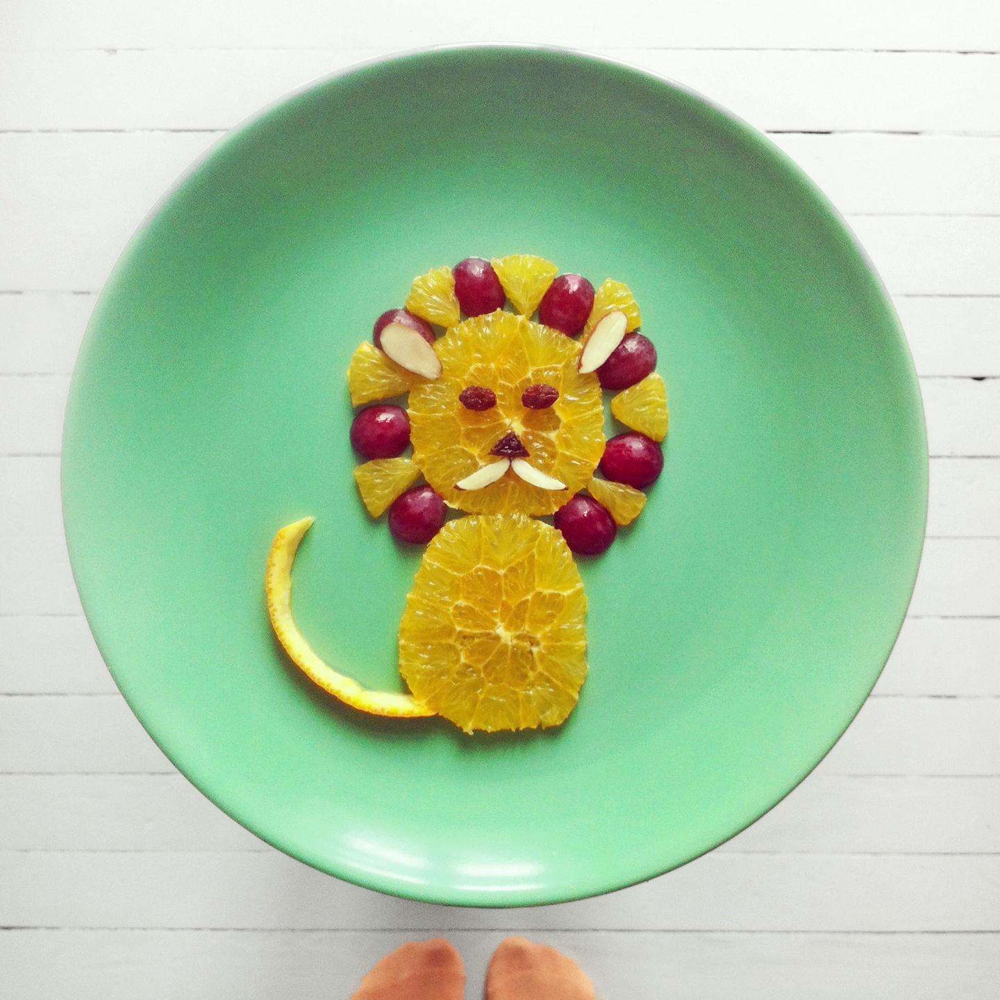 APPELSINLØVE: Ida Skivenes lager små matkunstverk. Bildene deler hun på Instagram under navnet Idafrosk. FOTO: Ida Skivenes